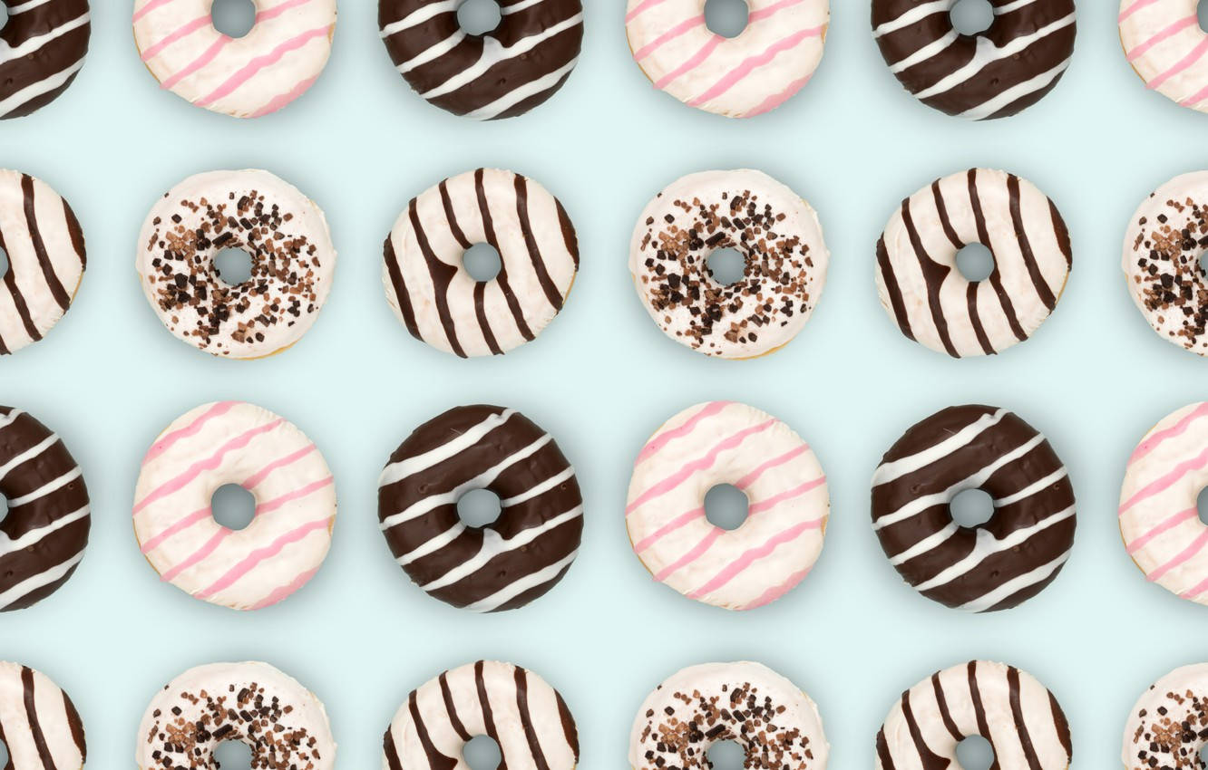 stripe glazed donuts, pink stripes, chocolate drizzle, HD Desktop Wallpaper