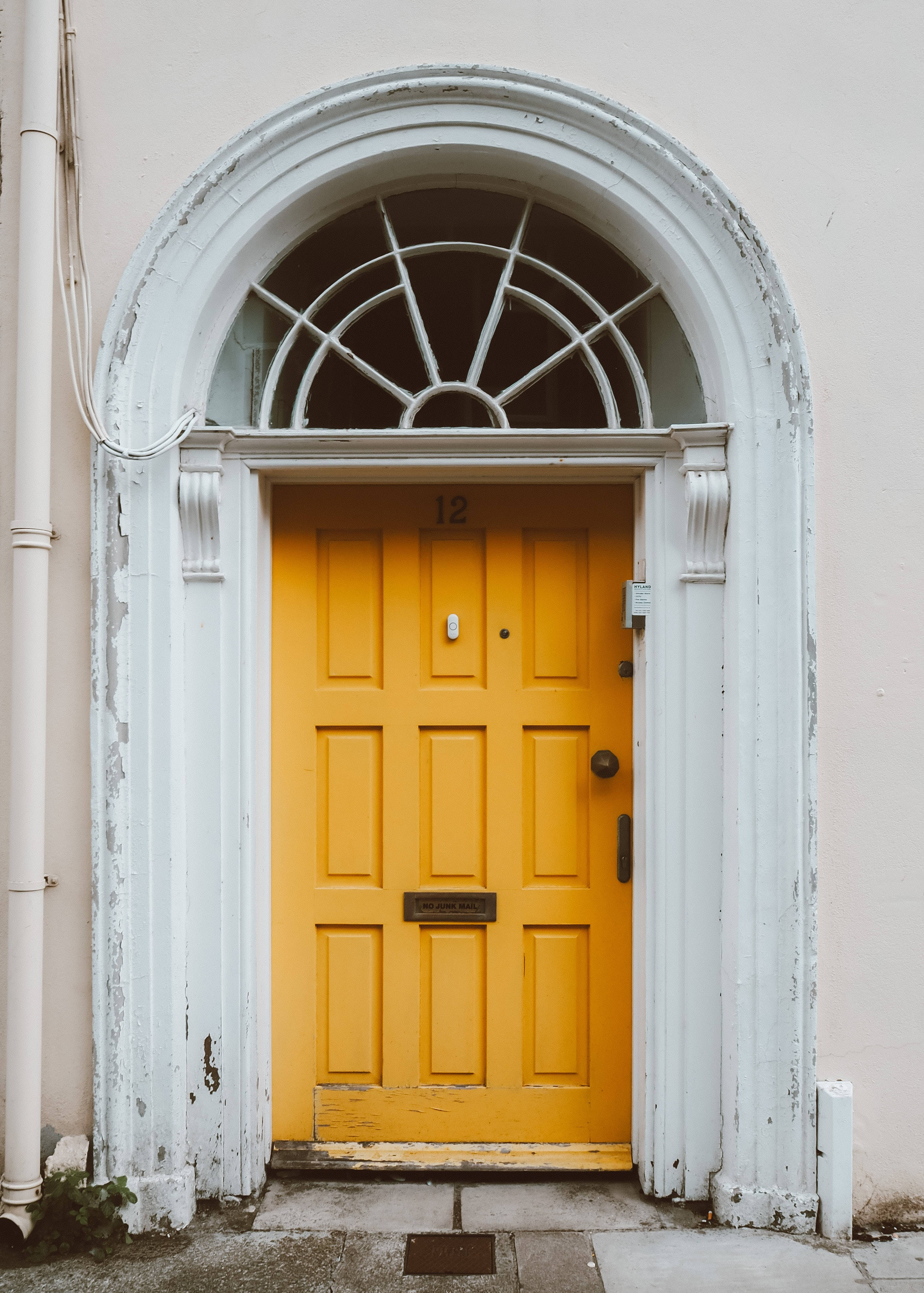 yellow, vintage aesthetic, white arched frame, 4K Phone Wallpaper