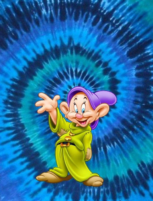 Dopey, green robe, purple hat, SD Phone Wallpaper