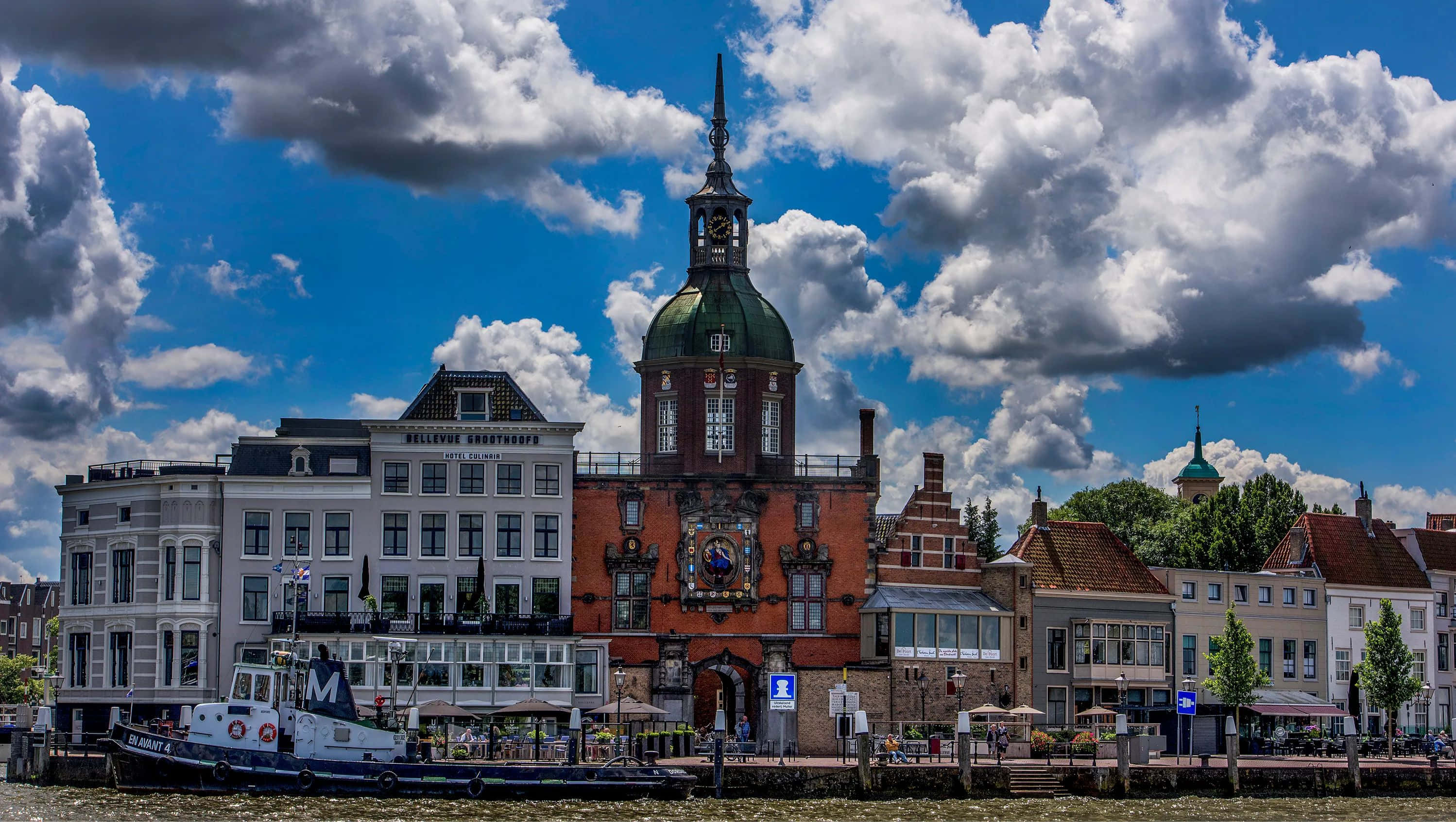 Dordrecht, waterfront architecture, canal town, 2K Desktop Wallpaper