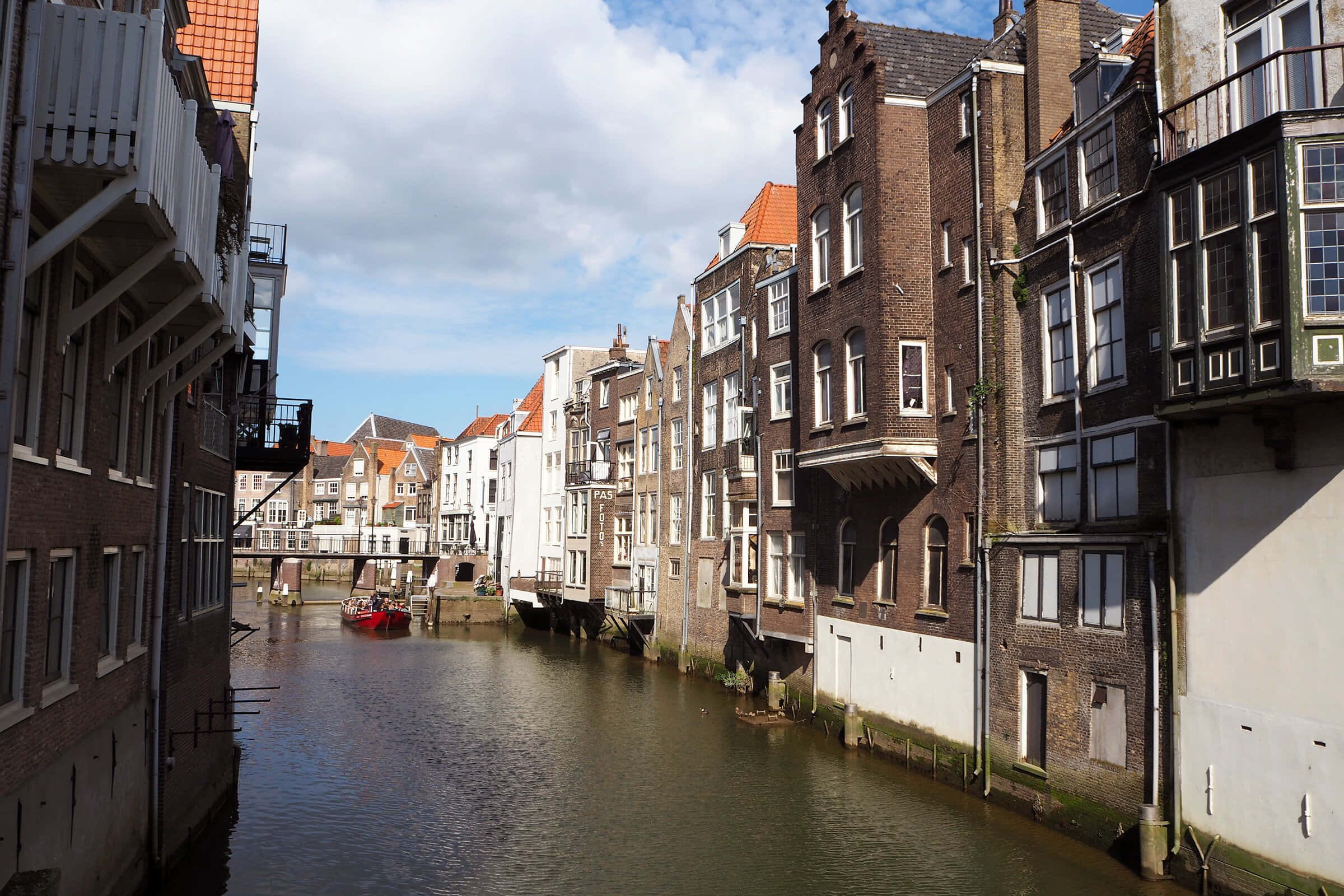 Dordrecht, historic Dutch canal architecture, narrow canal, Full HD Desktop Wallpaper