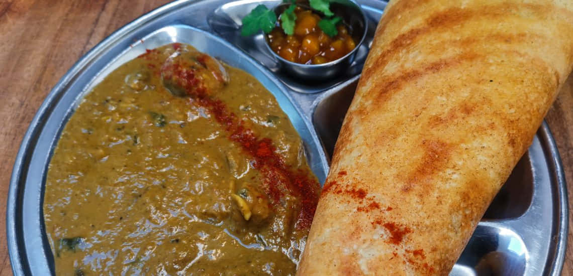 dosa, golden-brown, metal tray, SD Desktop Wallpaper
