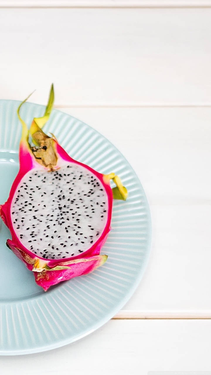 dragonfruit, half slice, white flesh, HD Phone Wallpaper