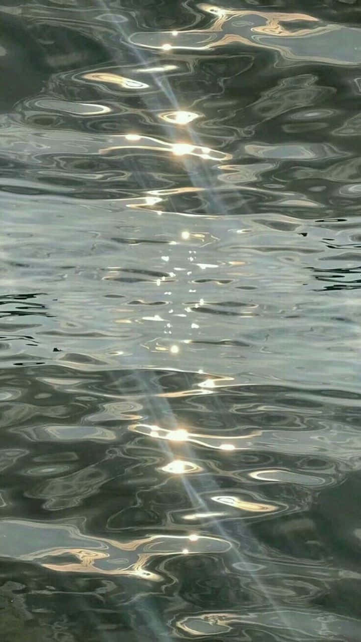 Sunlight, rippling water, shimmering golden reflections, HD Phone Wallpaper