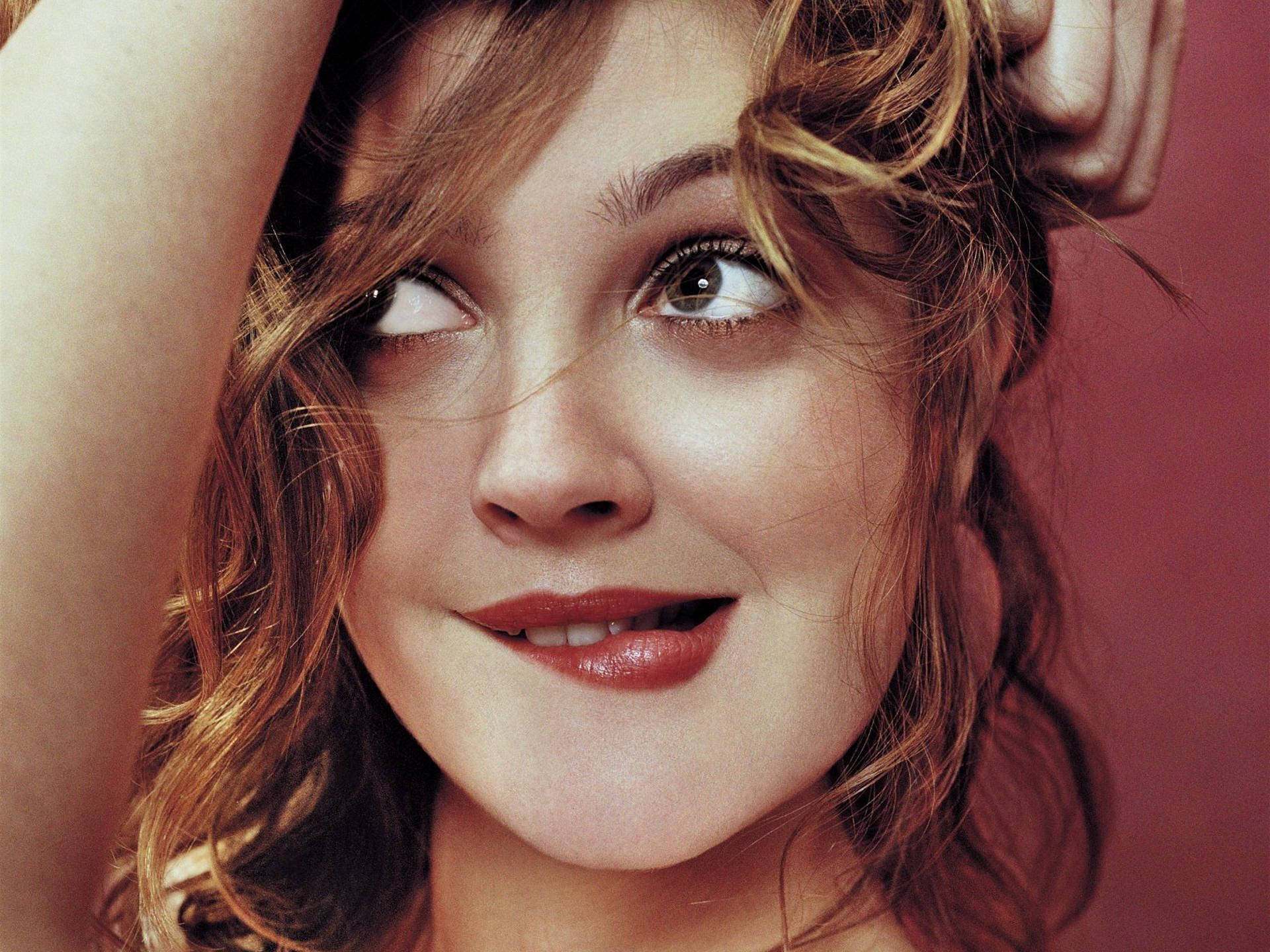 Drew Barrymore, wavy brown hair, smiling, Full HD Desktop Wallpaper