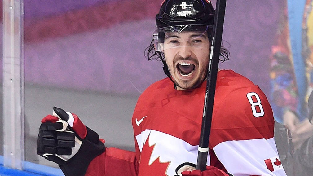 Drew Doughty, red jersey number 8, ice hockey player, SD Desktop Wallpaper