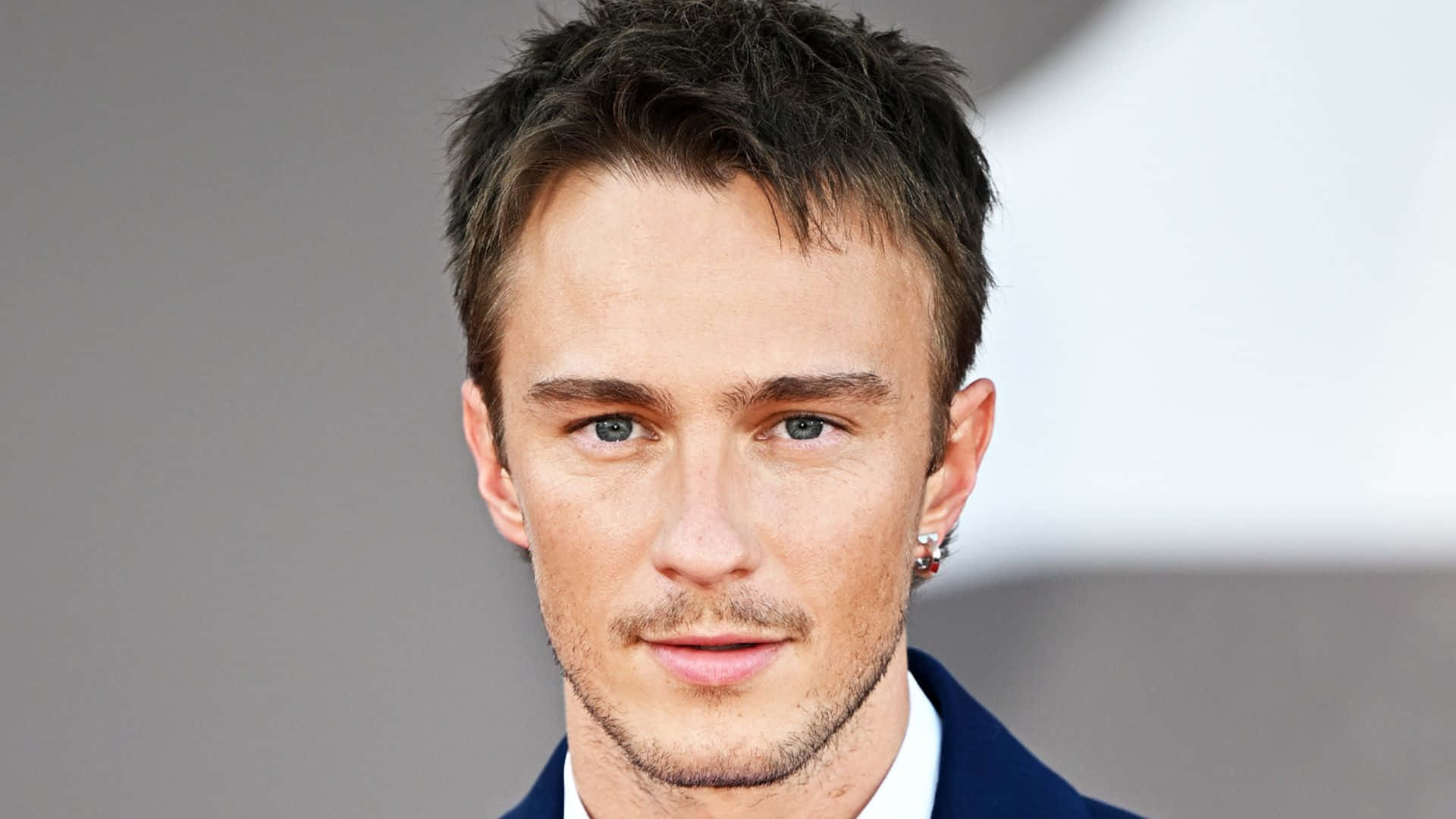 Drew Starkey, short dark hair, blue eyes, Full HD Desktop Wallpaper