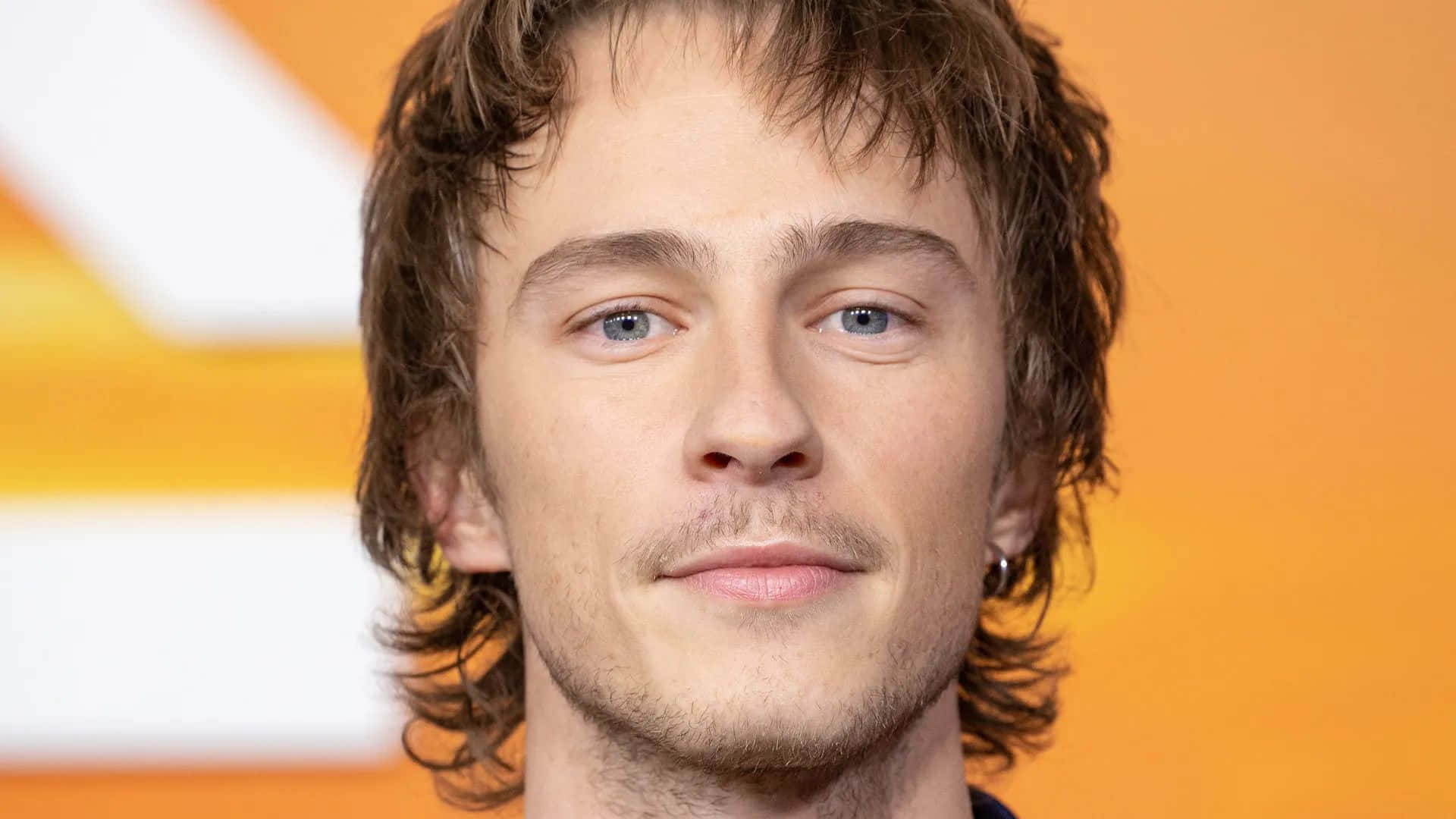 Drew Starkey, blue eyes, wavy brown hair, Full HD Desktop Wallpaper
