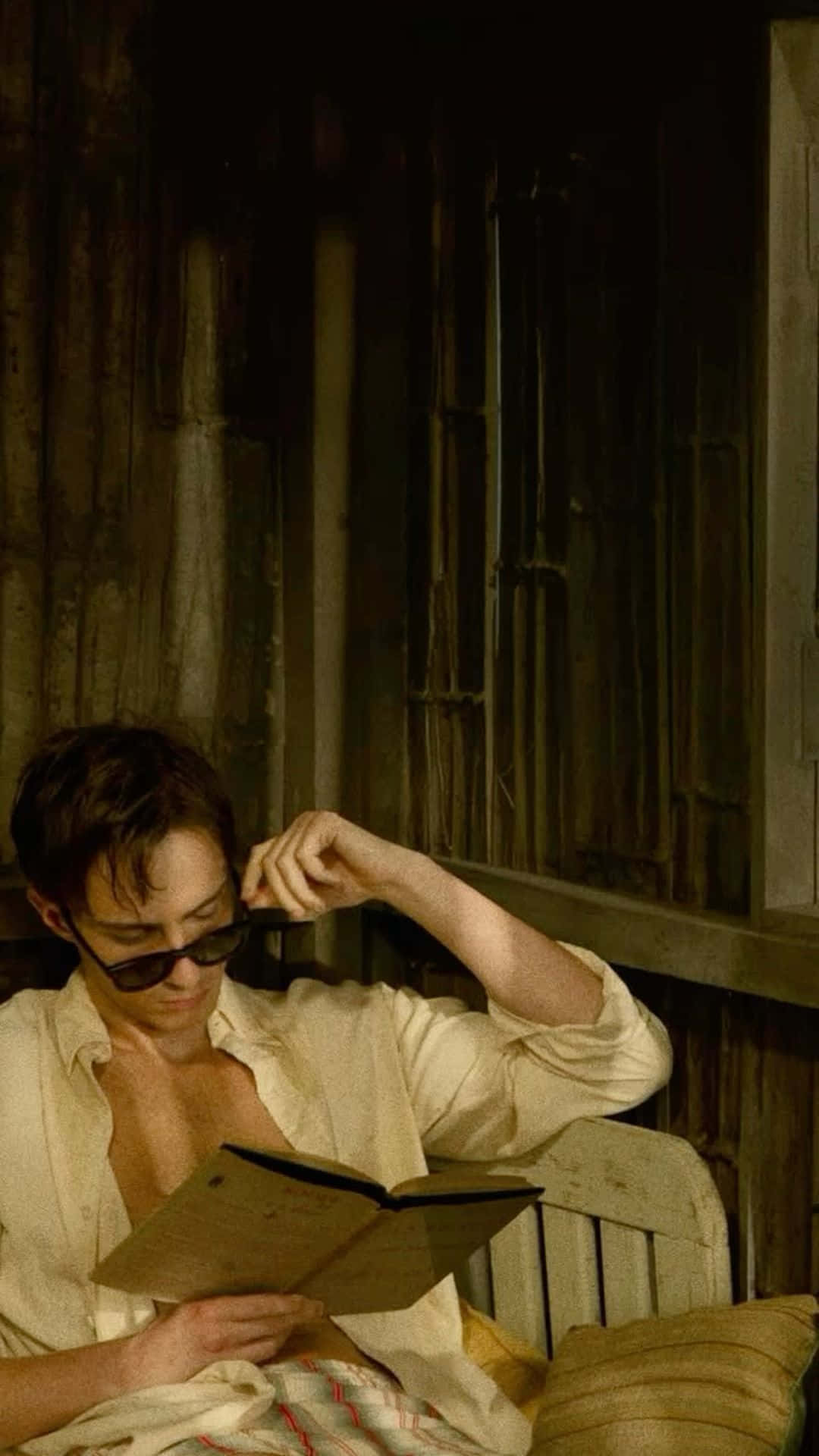 Drew Starkey, sunglasses, wooden chair, Full HD Phone Wallpaper