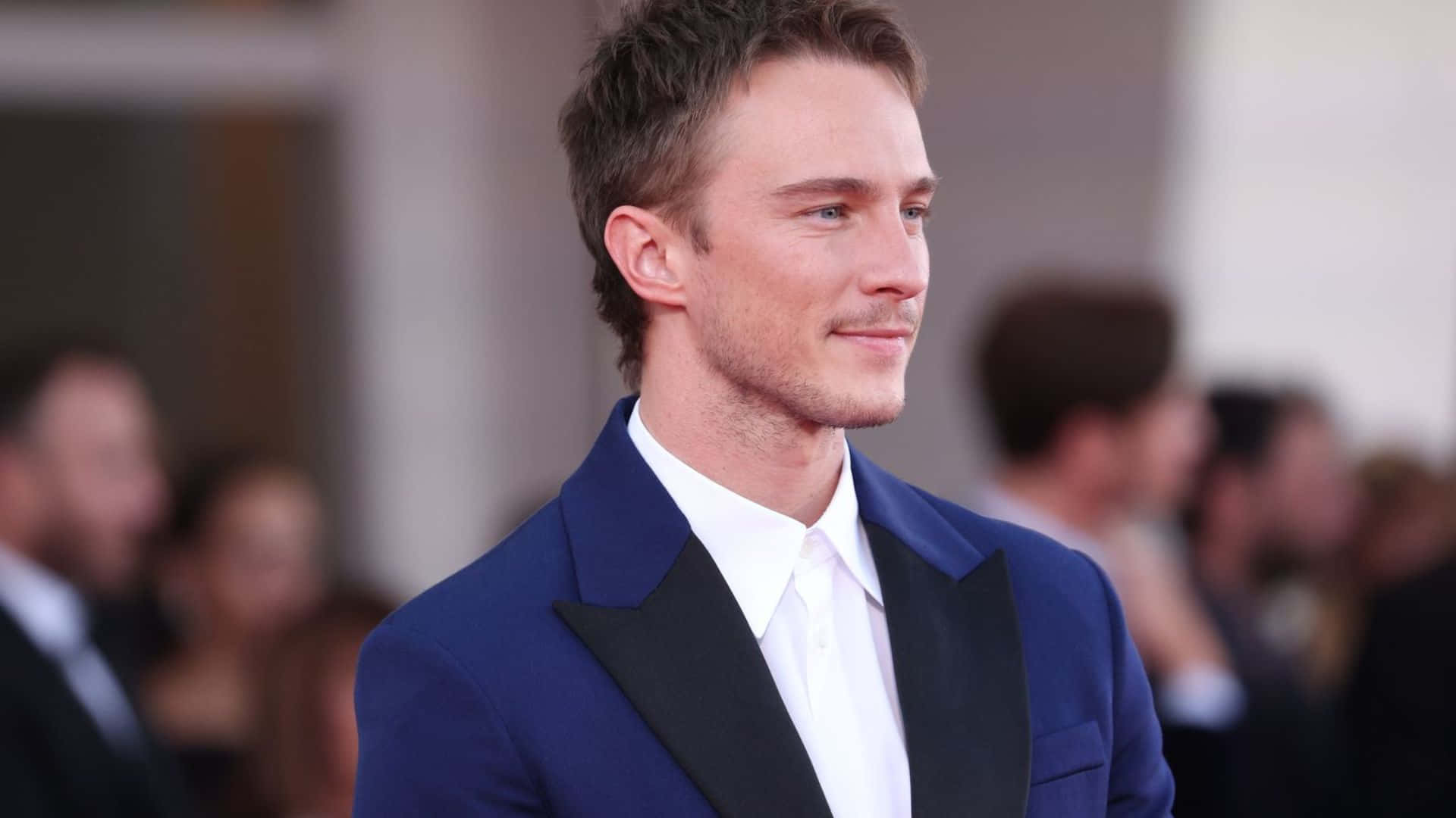 Drew Starkey, blue tuxedo, black lapels, Full HD Desktop Wallpaper