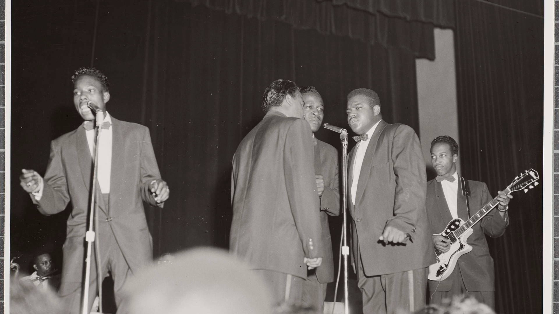 The Drifters, stage, microphones, Full HD Desktop Wallpaper