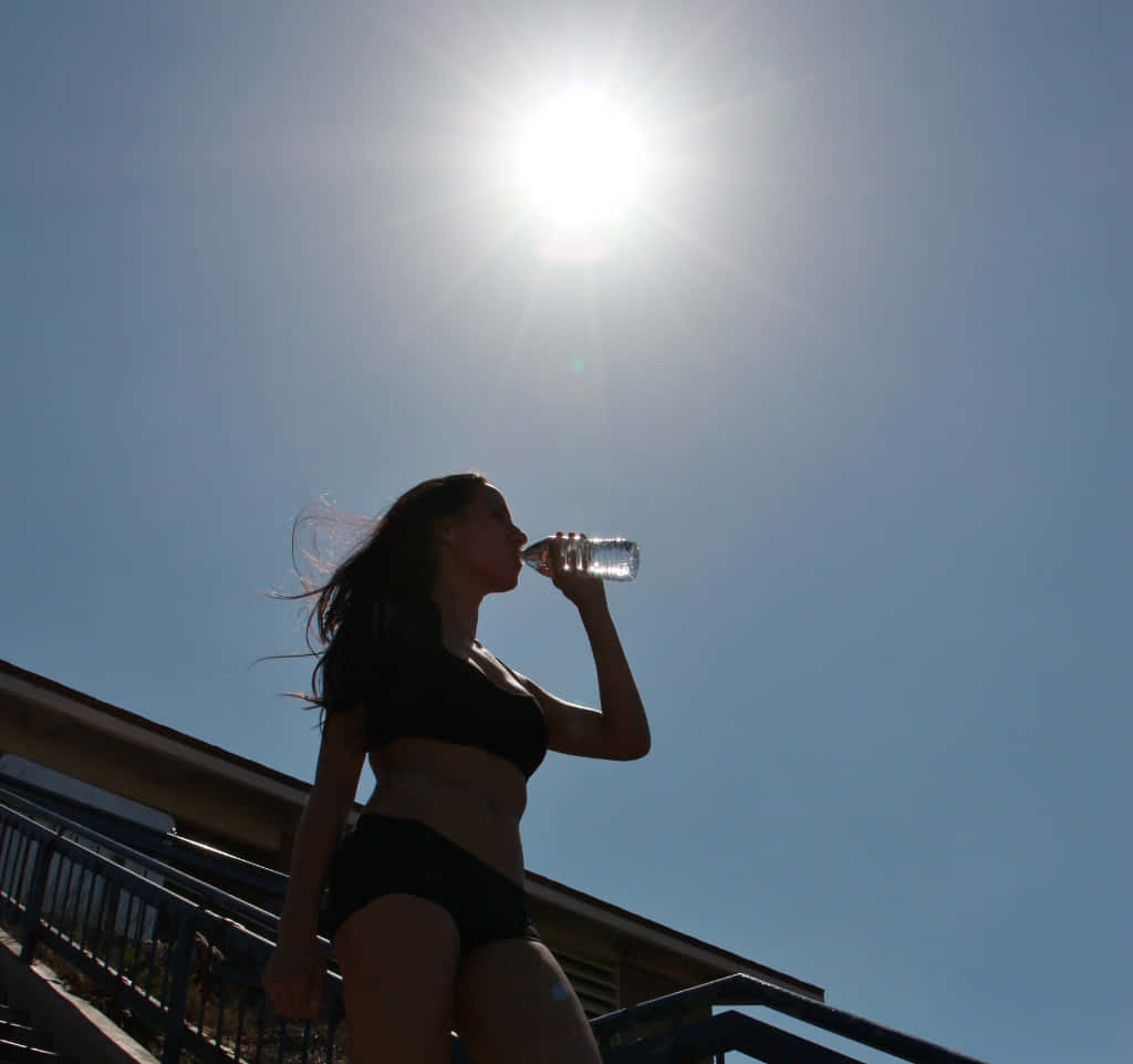 hydration, 1024 x 961, woman, SD Desktop Wallpaper