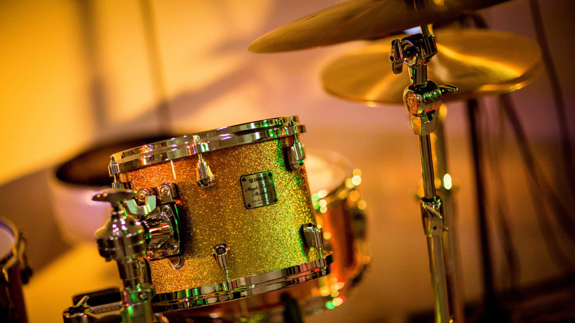 glittering gold drum, chrome hardware, cymbals, Full HD Desktop Wallpaper