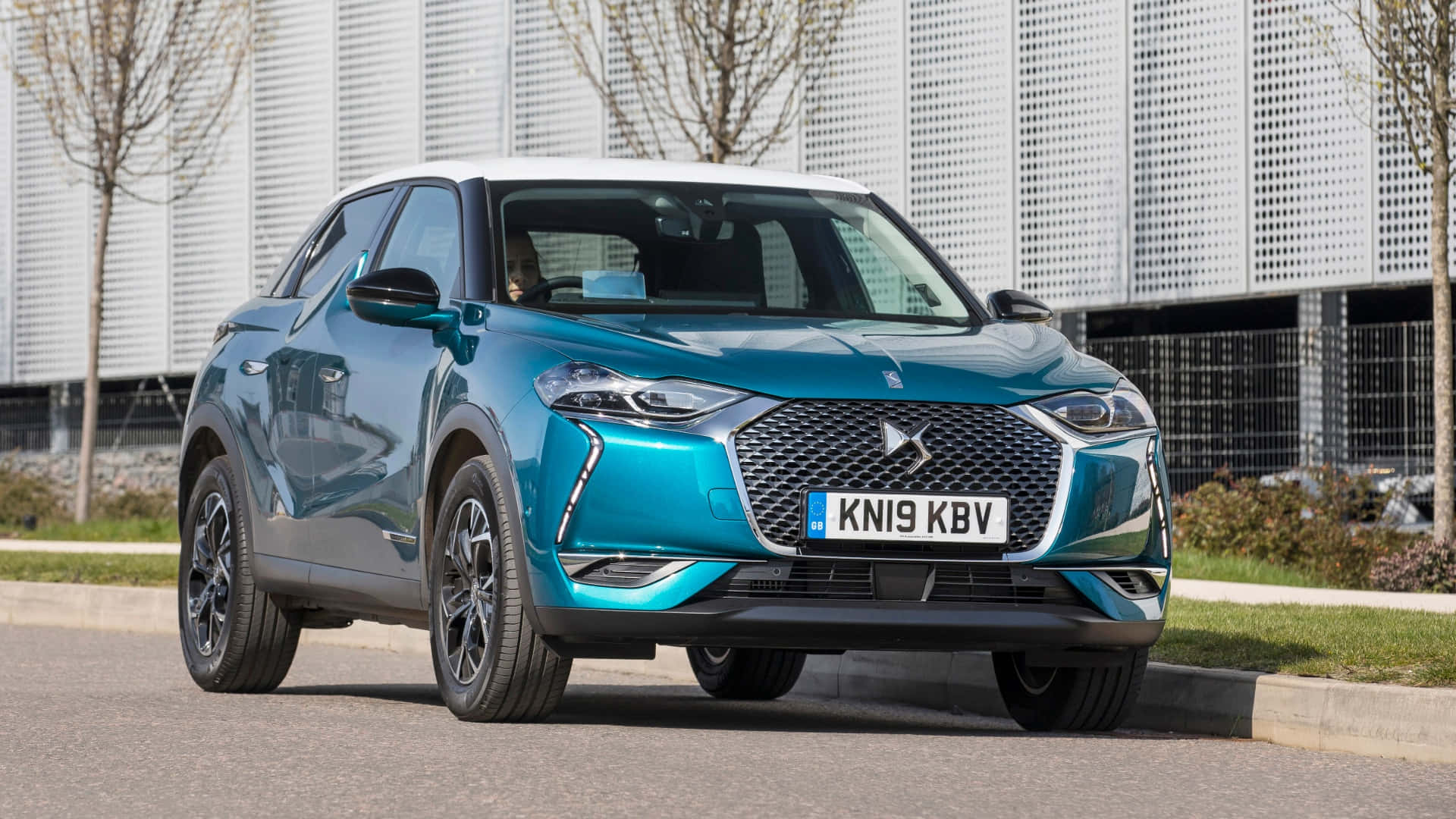 DS 3 Crossback, turquoise, city street, Full HD Desktop Wallpaper