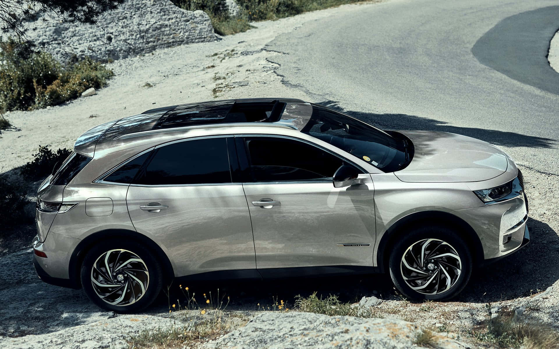 DS 7 Crossback E-Tense, sleek silver SUV, winding mountain road, Full HD Desktop Wallpaper