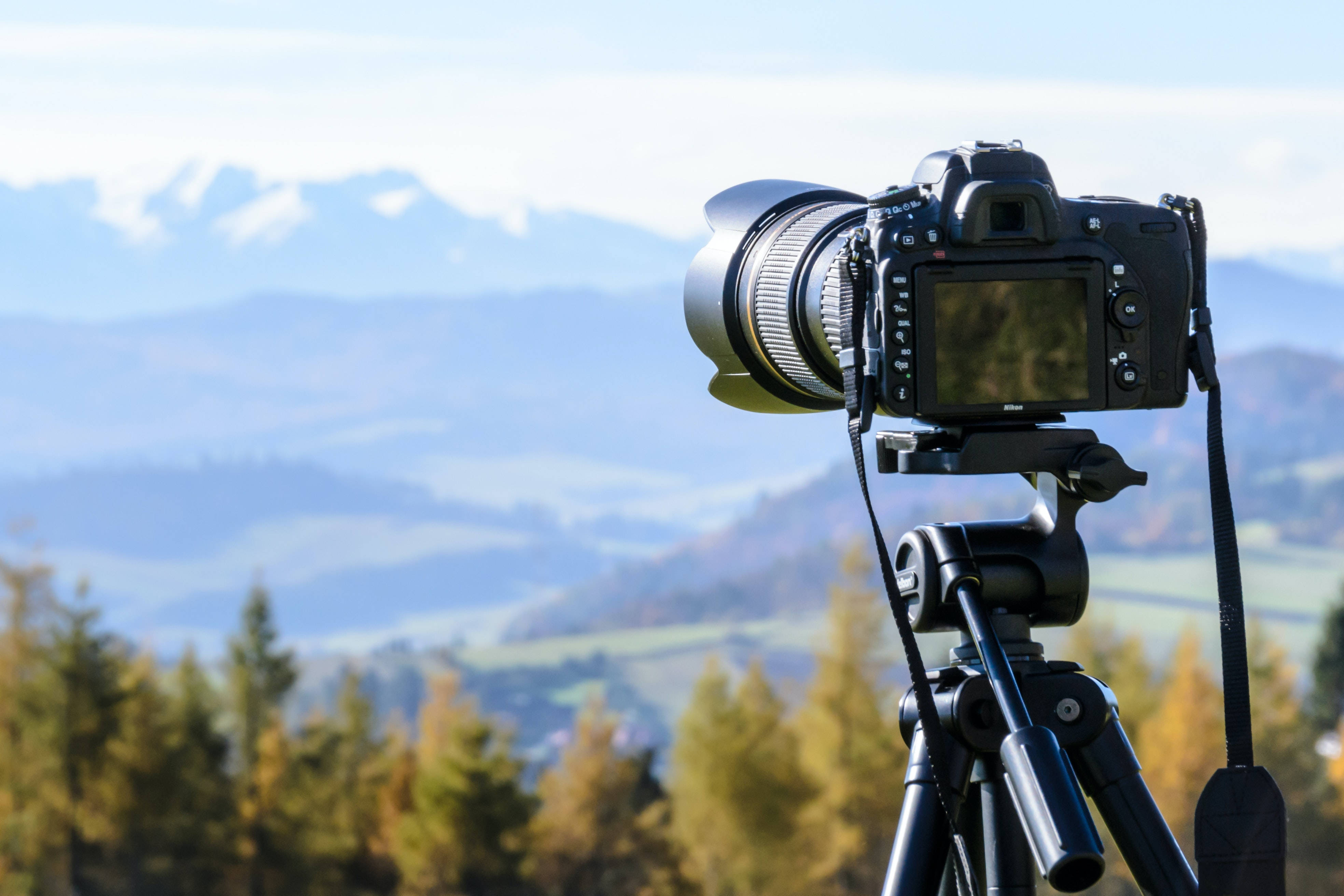 DSLR camera, tripod, mountain vista, 4K Desktop Wallpaper