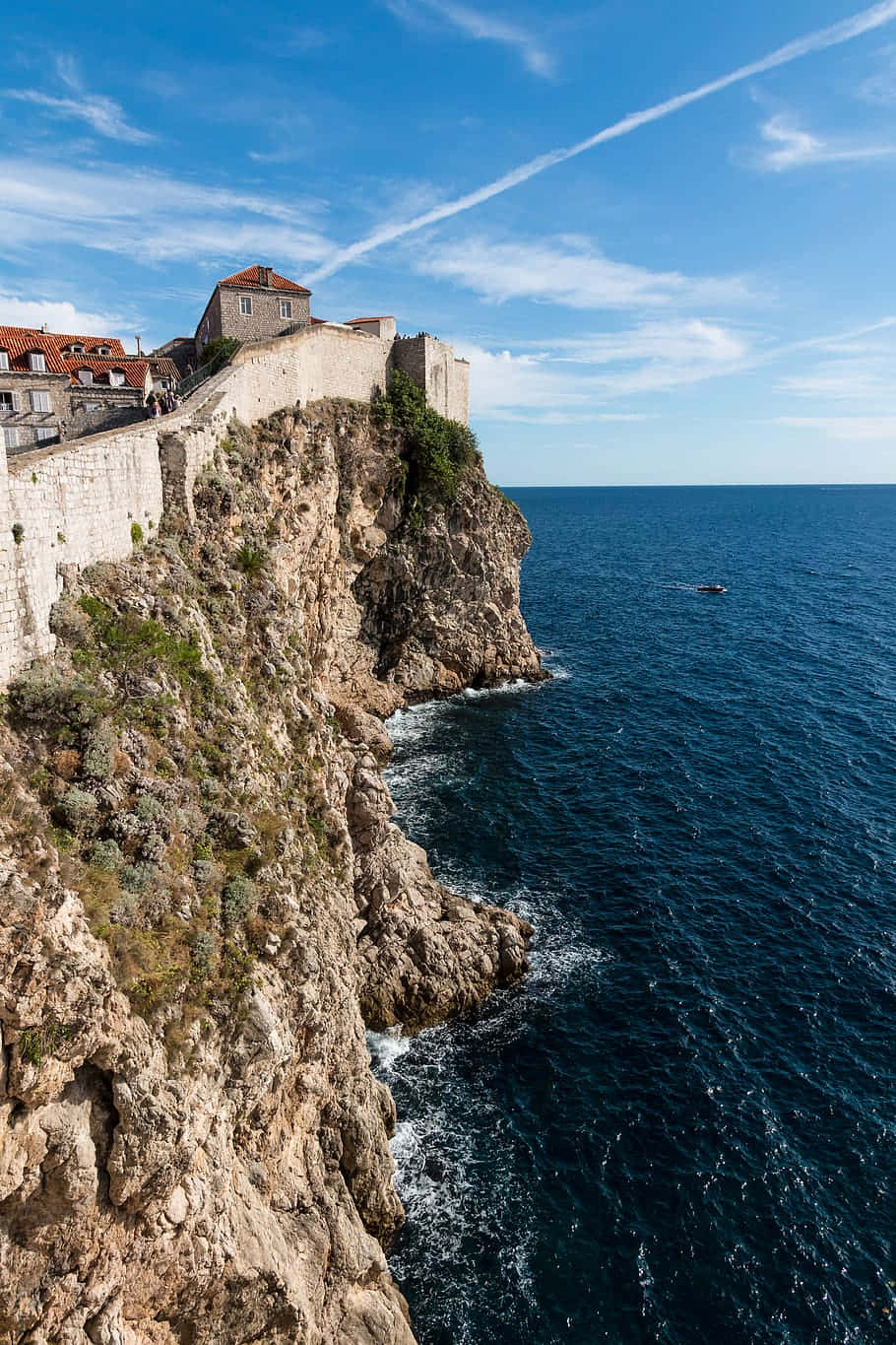 Dubrovnik, rough and jagged cliff, ancient stone fortress, HD Phone Wallpaper