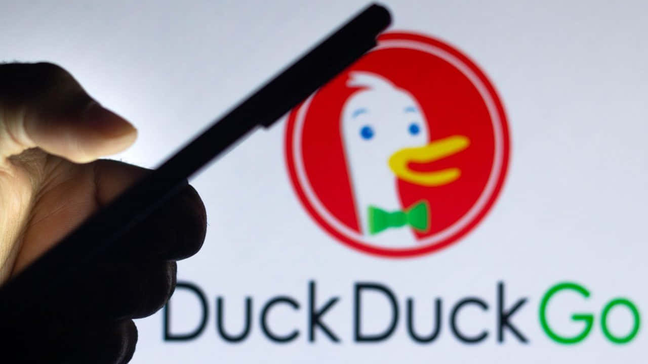 DuckDuckGo, logo, smartphone screen, HD Desktop Wallpaper