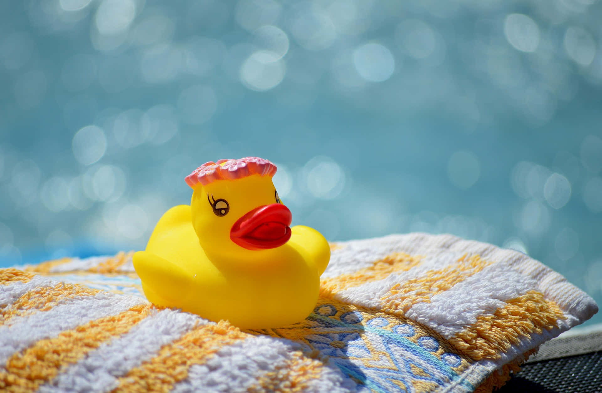 yellow rubber duck, pink flower hat, striped towel, Full HD Desktop Wallpaper