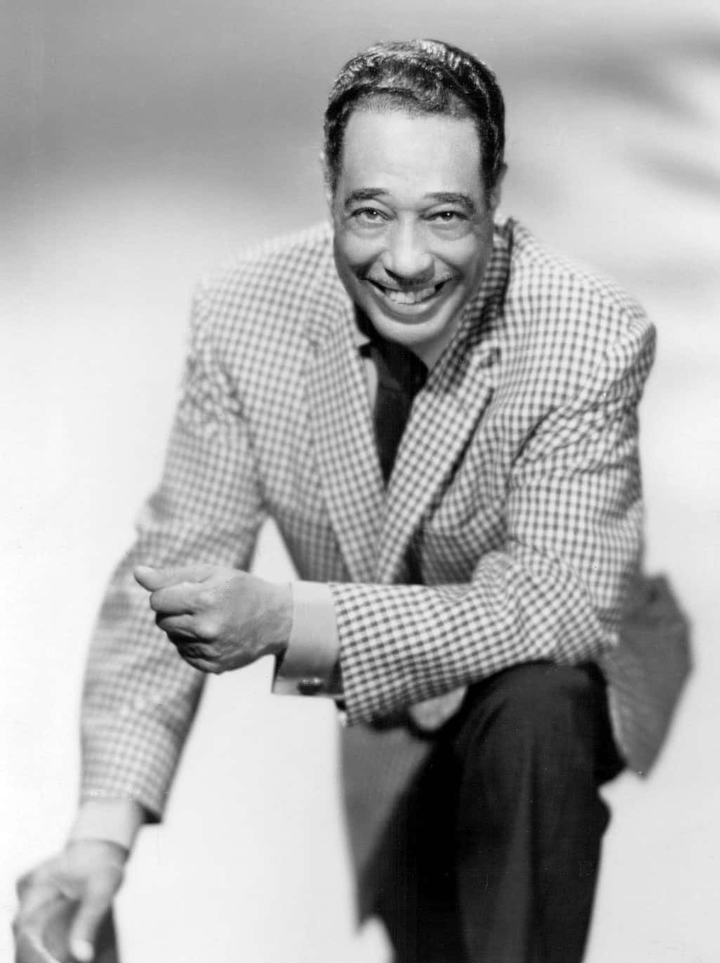 Duke Ellington, checkered suit, smiling, HD Phone Wallpaper