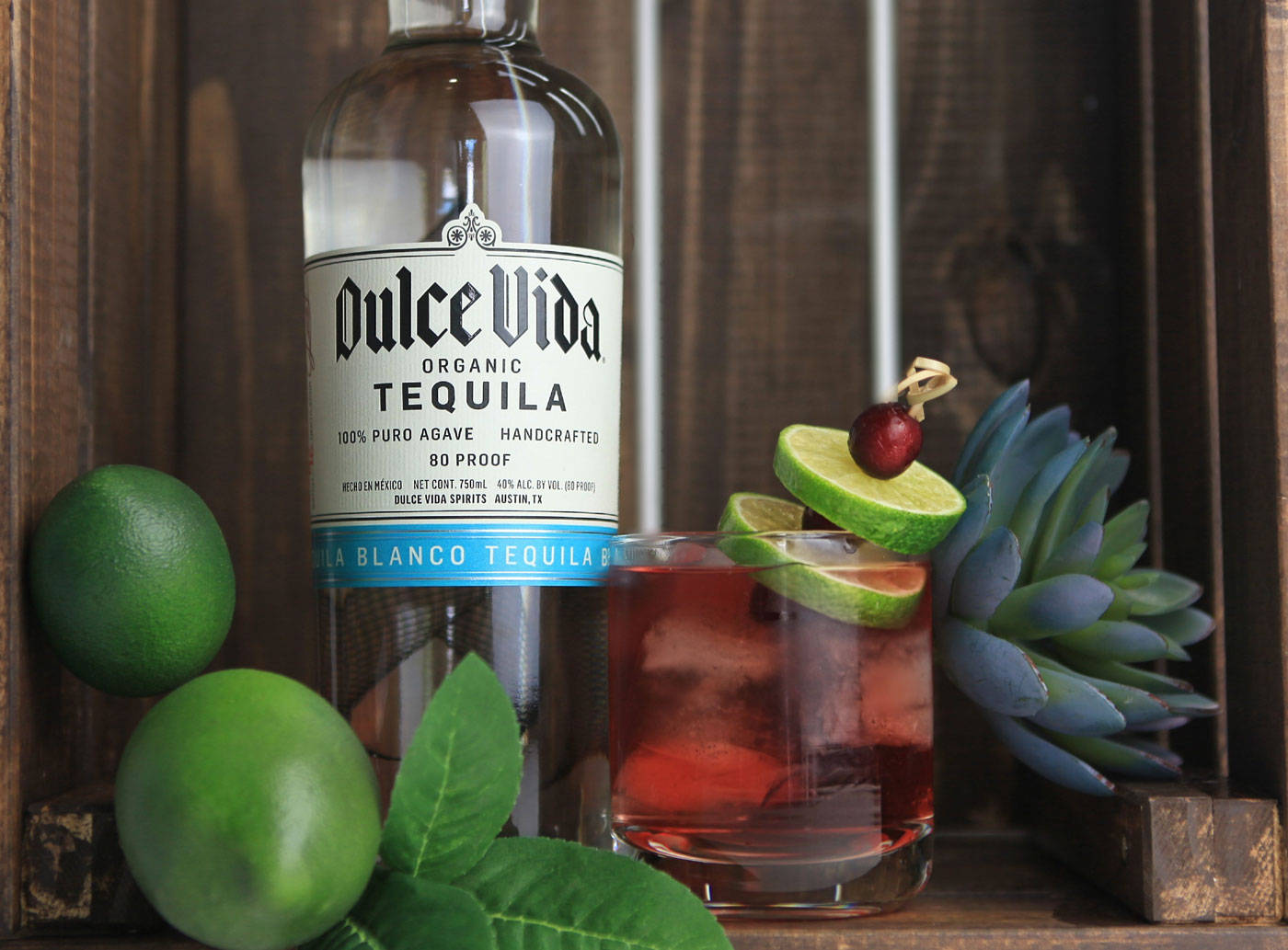 Dulce Vida, blanco tequila, vibrant red cocktail, HD Desktop Wallpaper