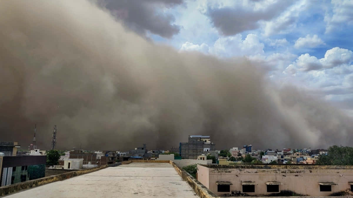 dust storm, cityscape, low buildings, SD Desktop Wallpaper