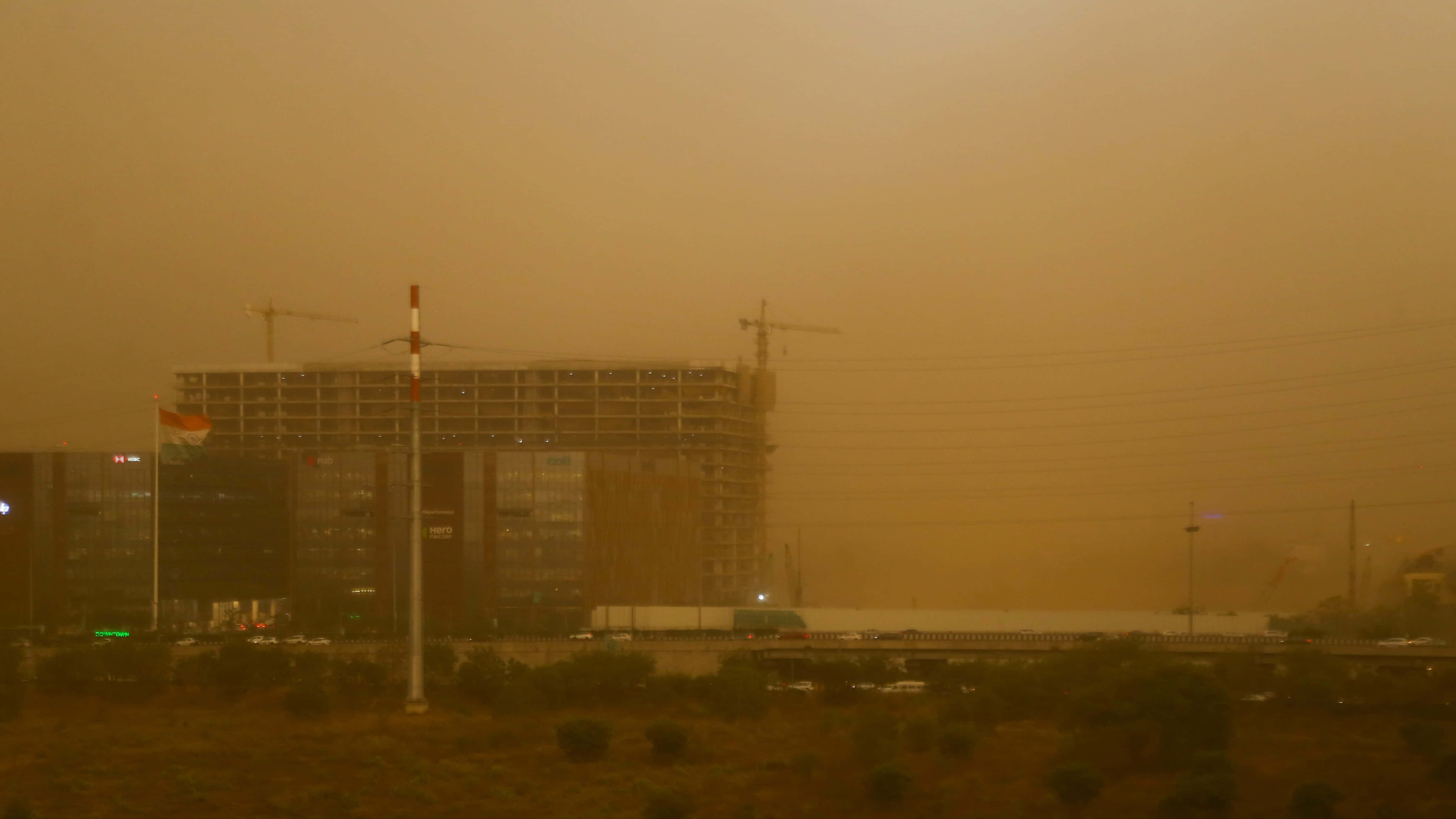 Dust Storm, city construction site, orange dust, 4K Desktop Wallpaper
