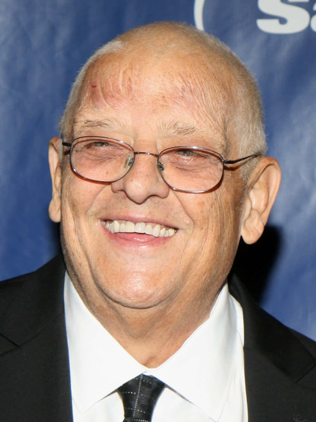 Dusty Rhodes, black suit, blue backdrop, HD Phone Wallpaper