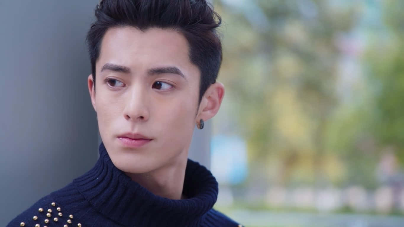 Dylan Wang, navy turtleneck sweater, gold stud earrings, HD Desktop Wallpaper