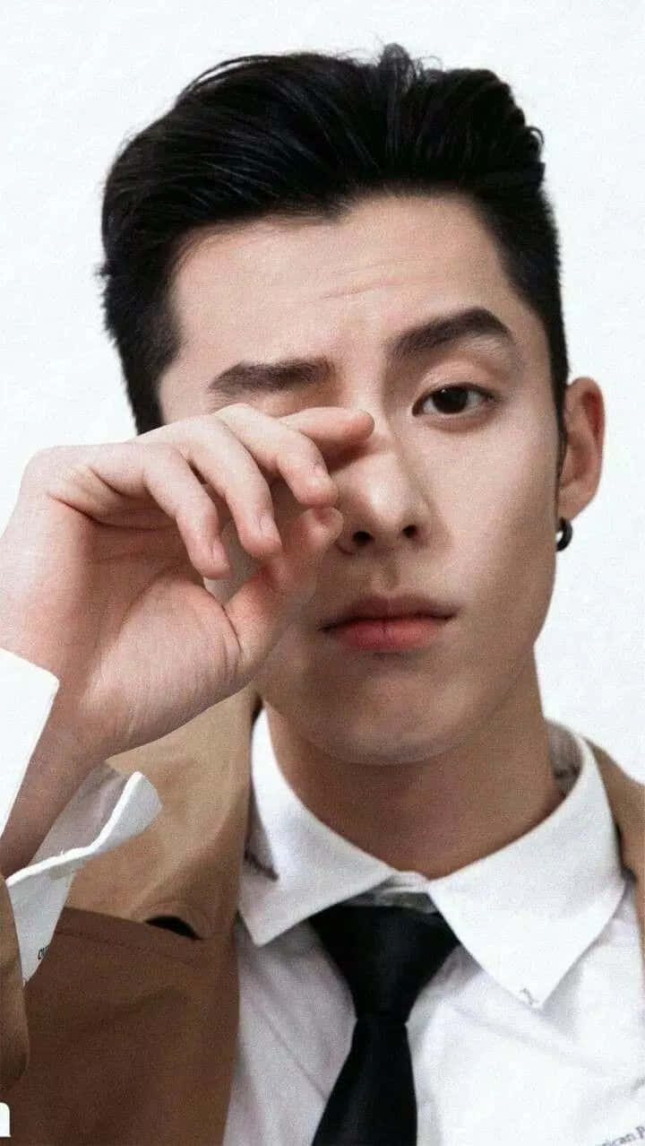 Dylan Wang, dark hair, black earring, SD Phone Wallpaper