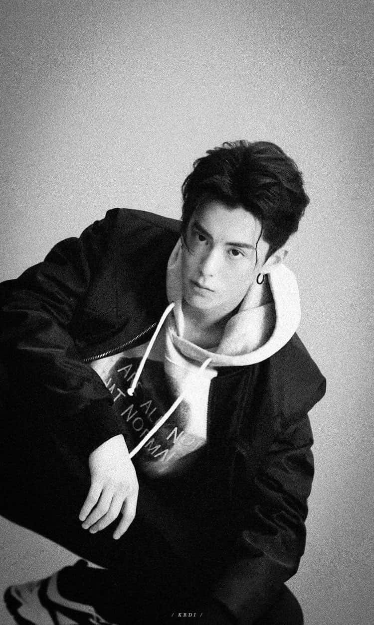 Dylan Wang, hoodie, jacket, SD Phone Wallpaper