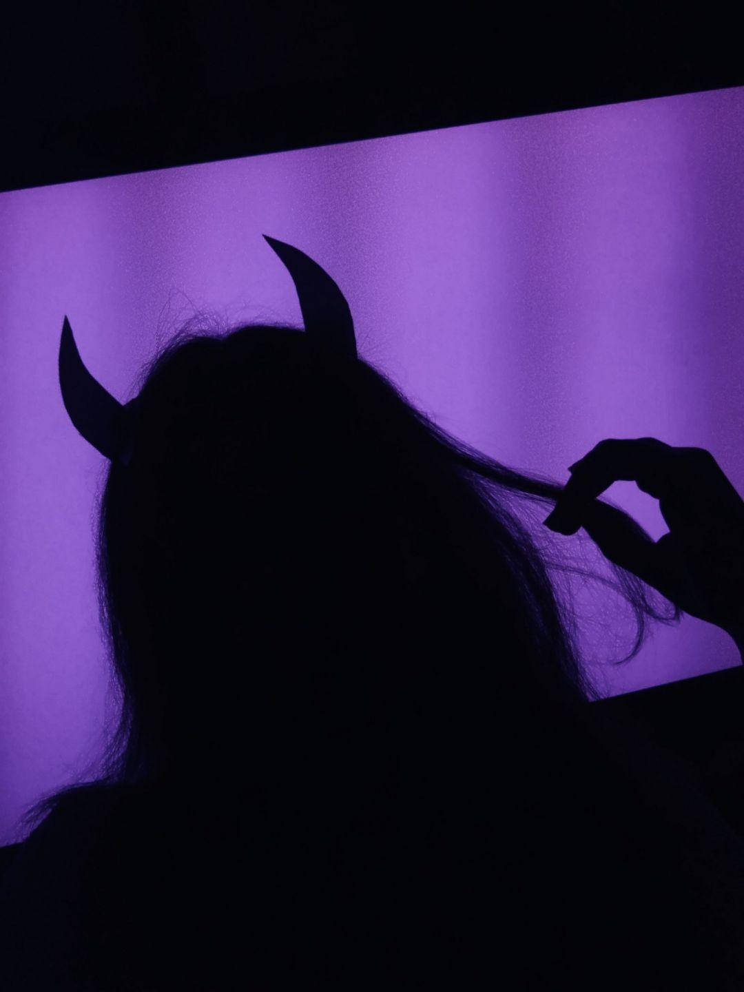 E Girl Aesthetic, devil horns, glowing purple backdrop, HD Phone Wallpaper