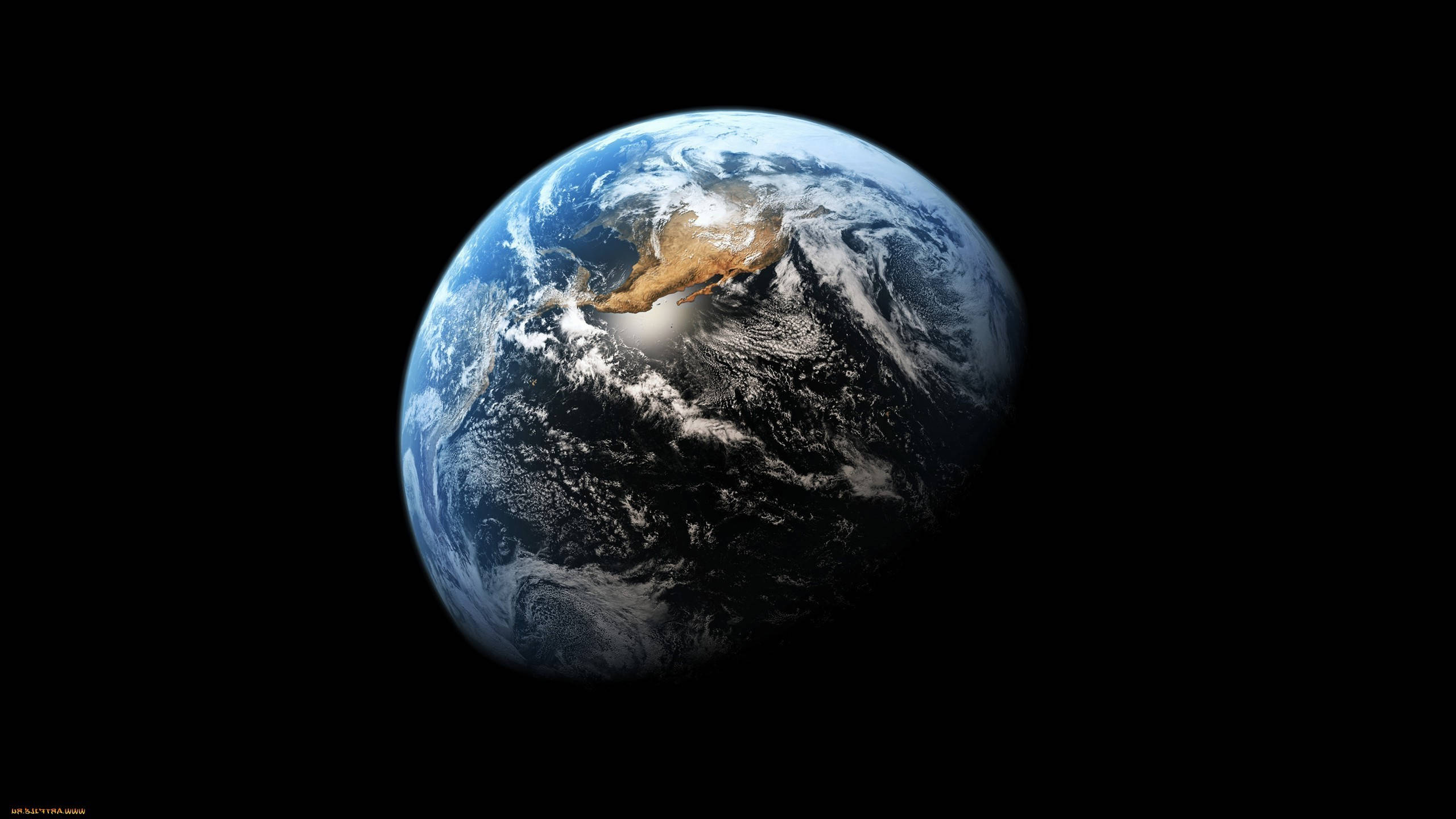 Earth, blue oceans, white clouds, 2K Desktop Wallpaper