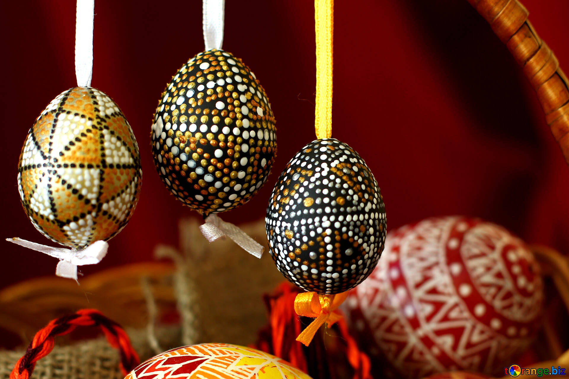 Easter Desktop, hanging eggs, deep red backdrop, Full HD Desktop Wallpaper