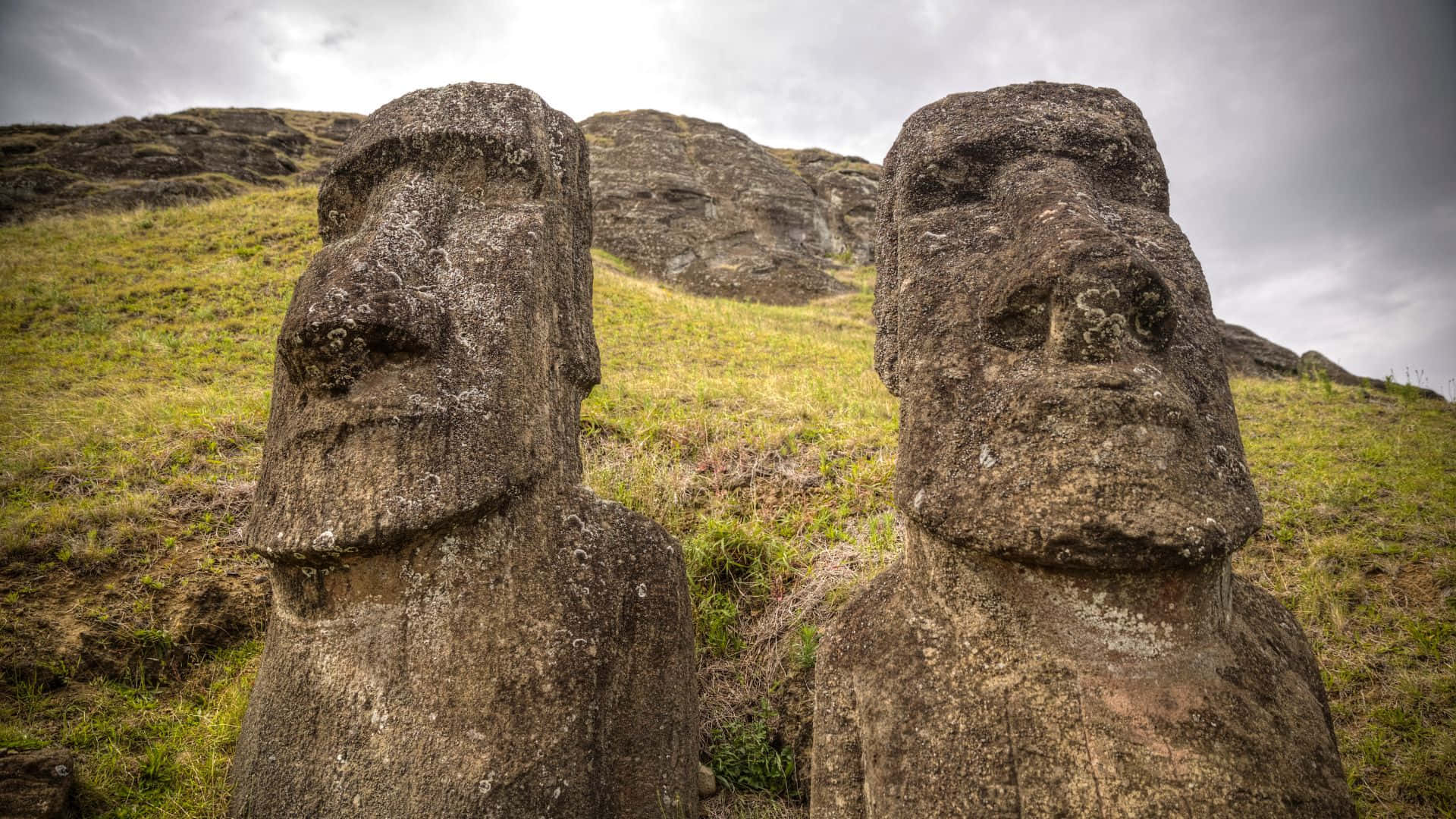 Easter Island, moai statues, grassy hill, Full HD Desktop Wallpaper