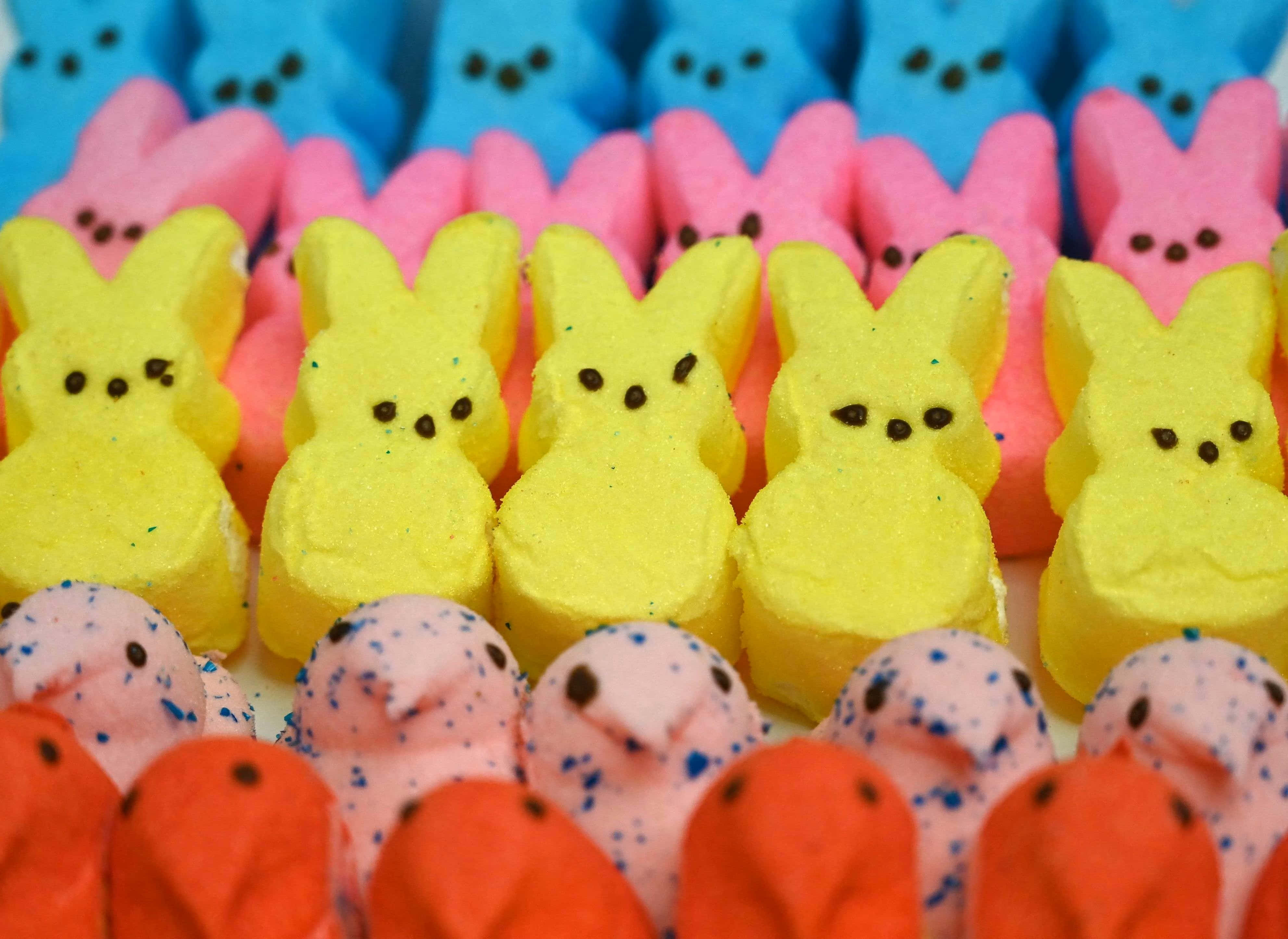 Easter Peeps, bunny-shaped Peeps candies, blue, 4K Desktop Wallpaper