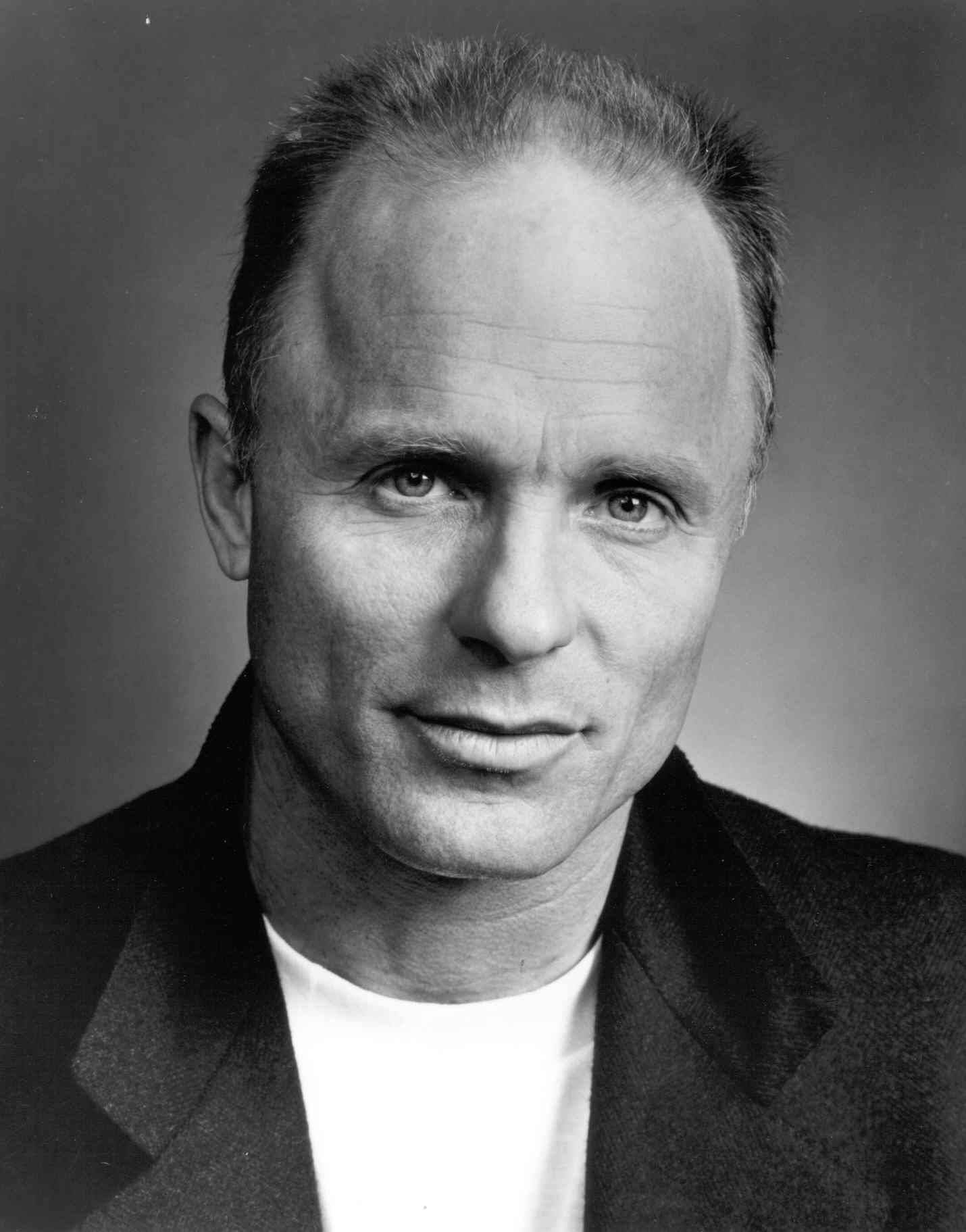 Ed Harris, grayscale portrait, middle-aged man, HD Phone Wallpaper