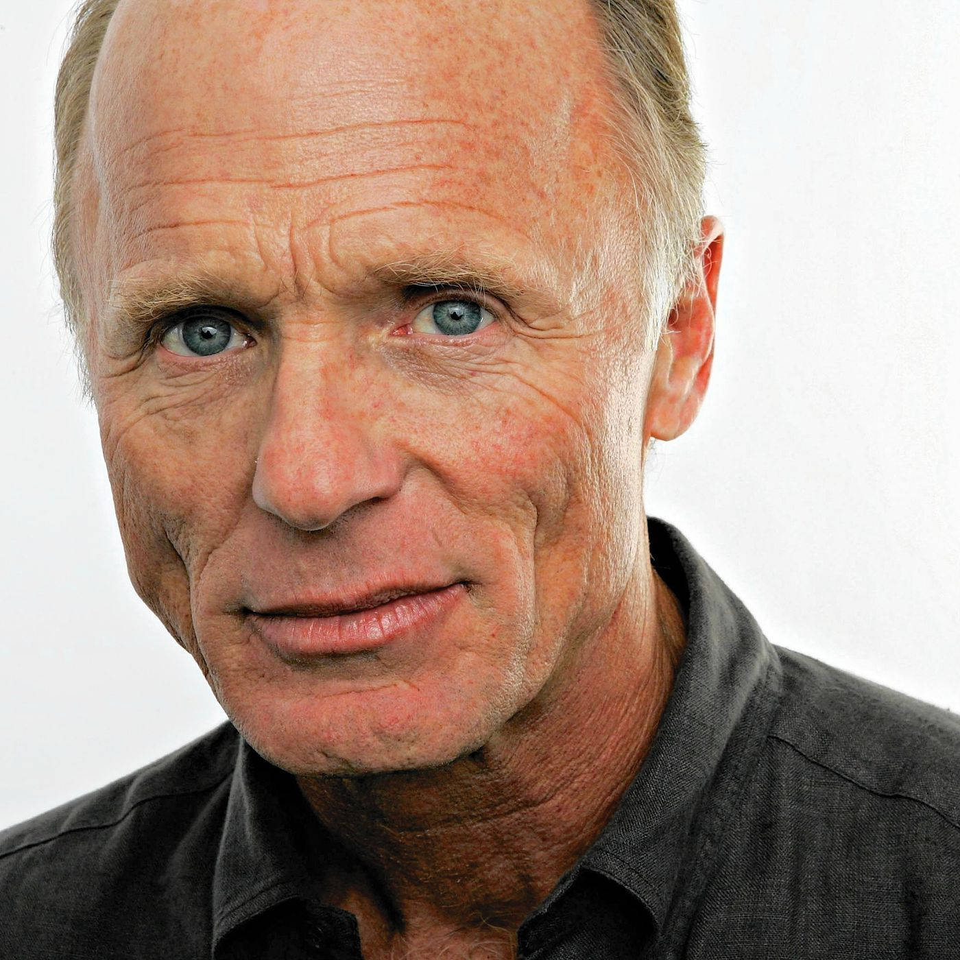 Ed Harris, blue eyes, weathered skin, HD Desktop Wallpaper