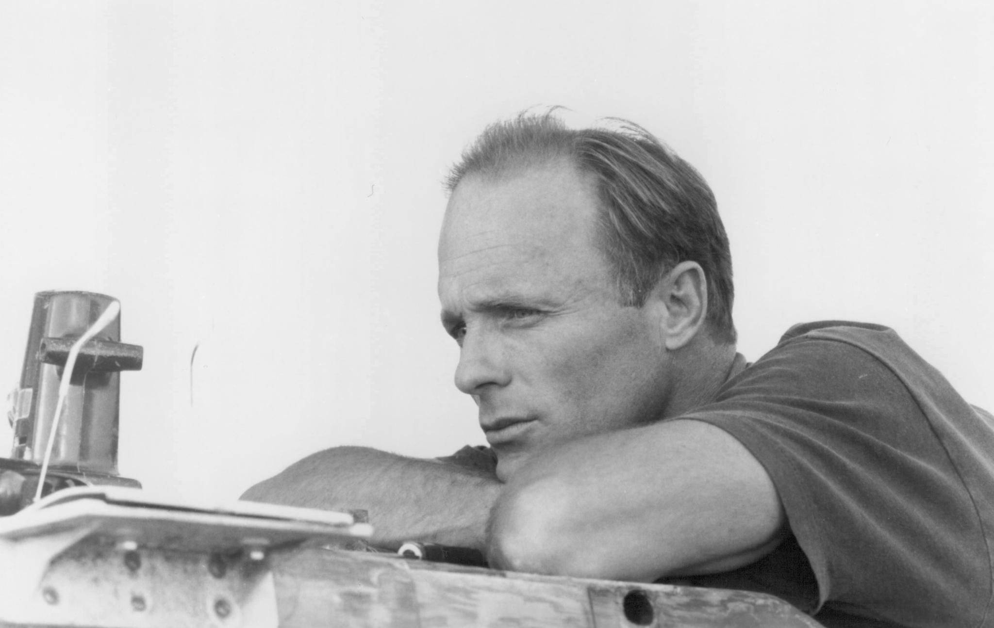 Ed Harris, grayscale, side angle shot, Full HD Desktop Wallpaper