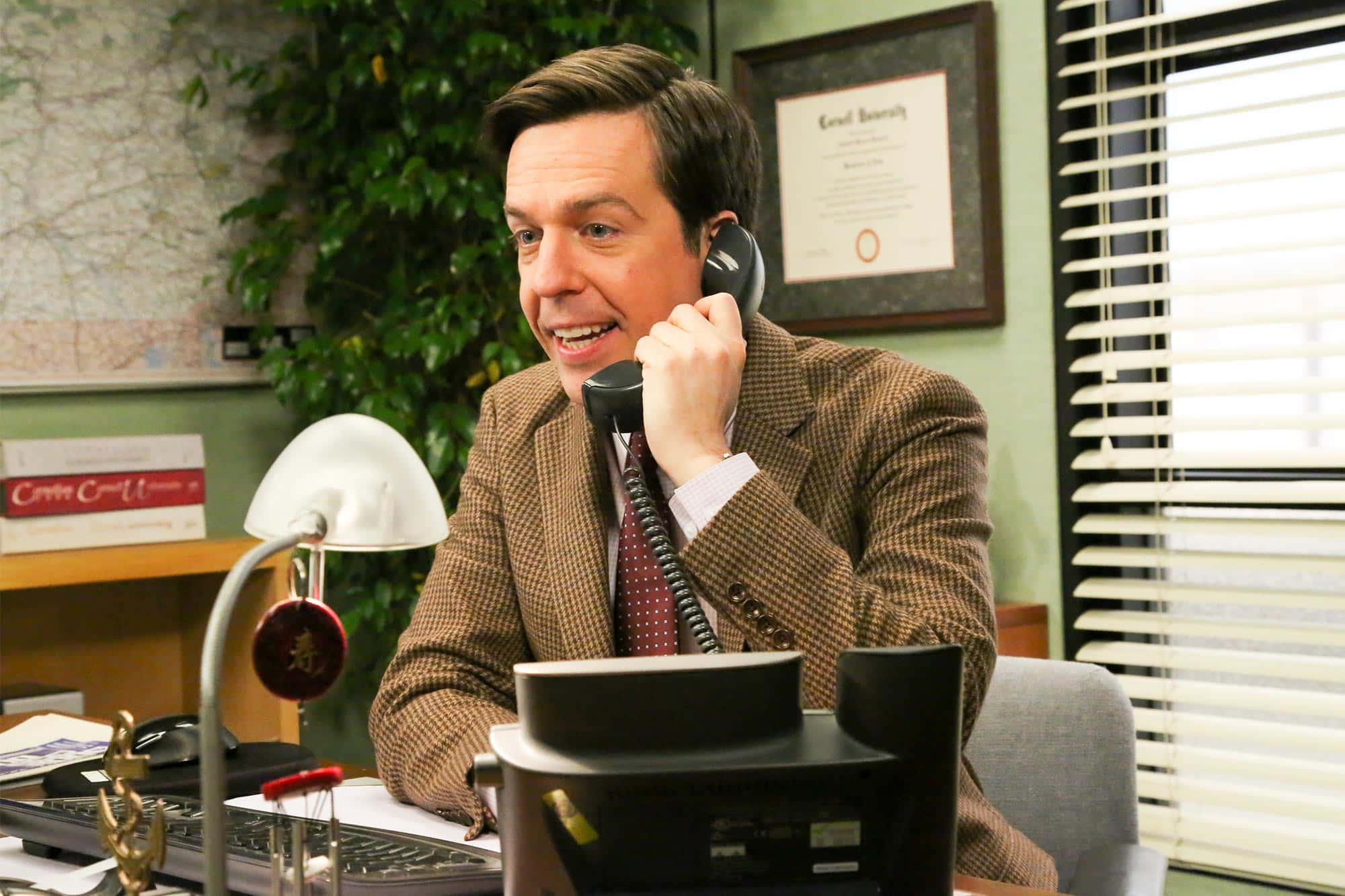 Ed Helms, checkered suit, landline phone, Full HD Desktop Wallpaper
