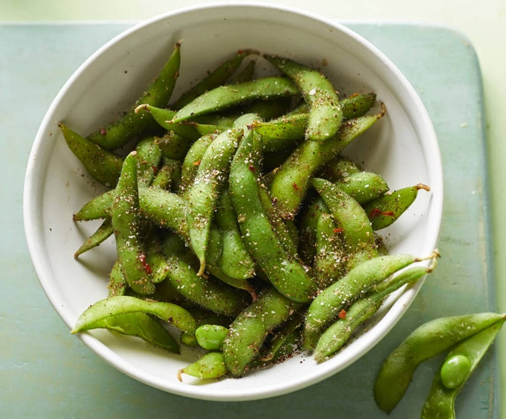 Spicy Edamame Beans, white bowl, green edamame pods, SD Desktop Wallpaper