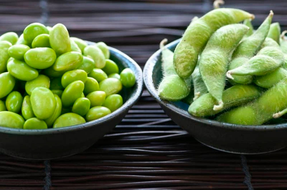 edamame beans, Japanese appetizer, dark bowls, SD Desktop Wallpaper