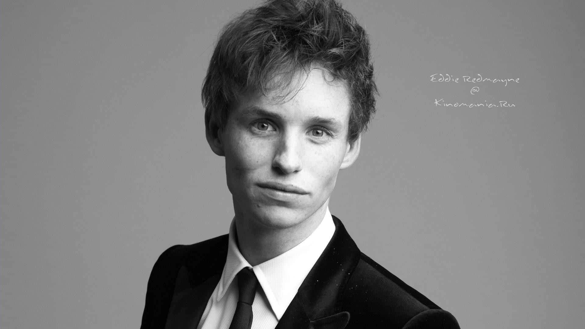 Eddie Redmayne, tuxedo, black and white portrait, Full HD Desktop Wallpaper