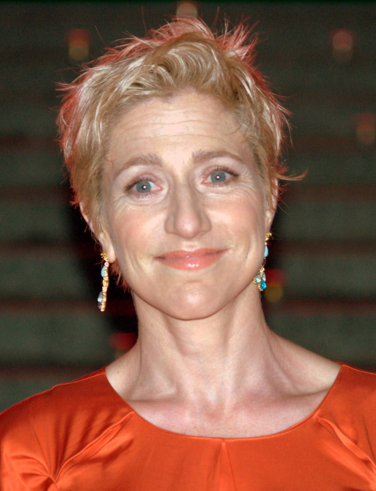 Edie Falco, red, orange satin top, HD Phone Wallpaper