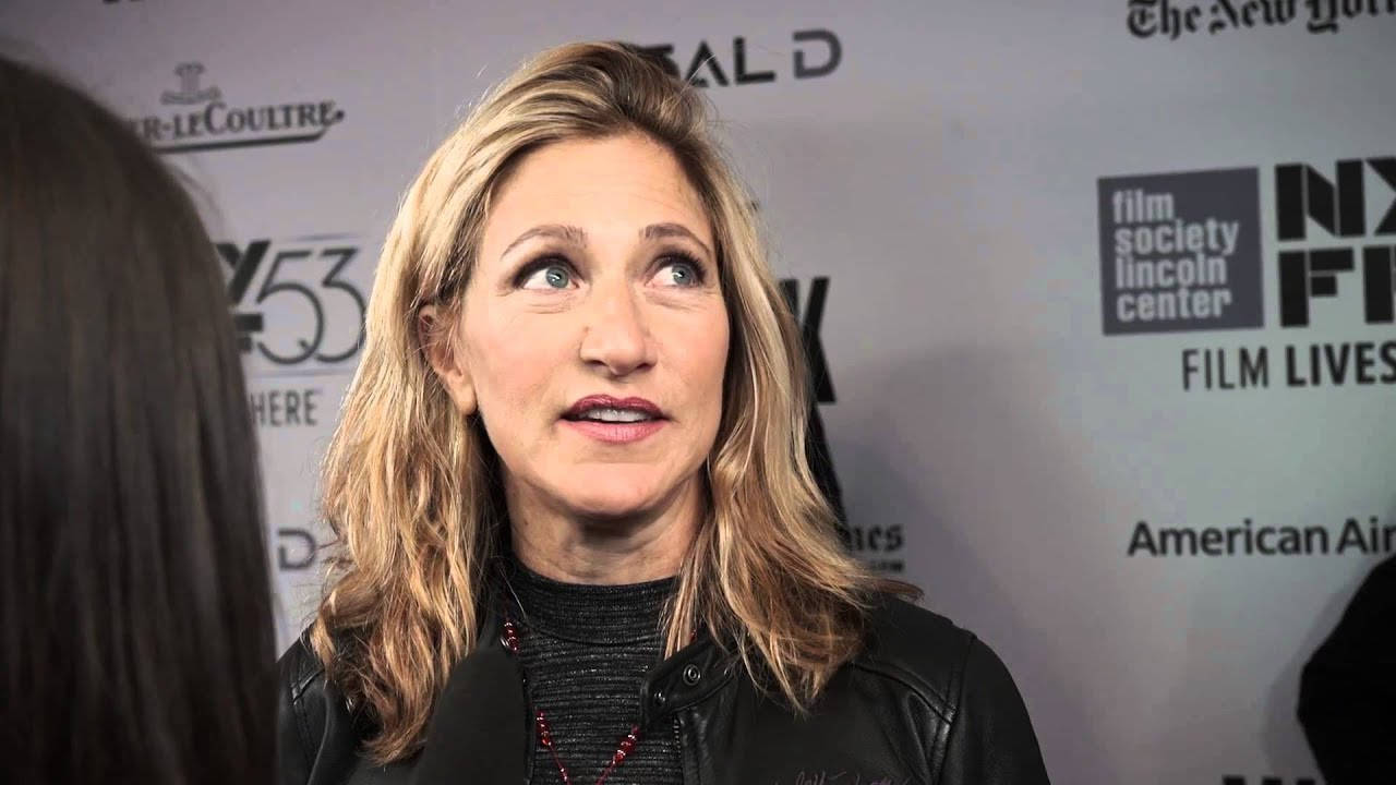 Edie Falco, black leather jacket, blonde hair, HD Desktop Wallpaper