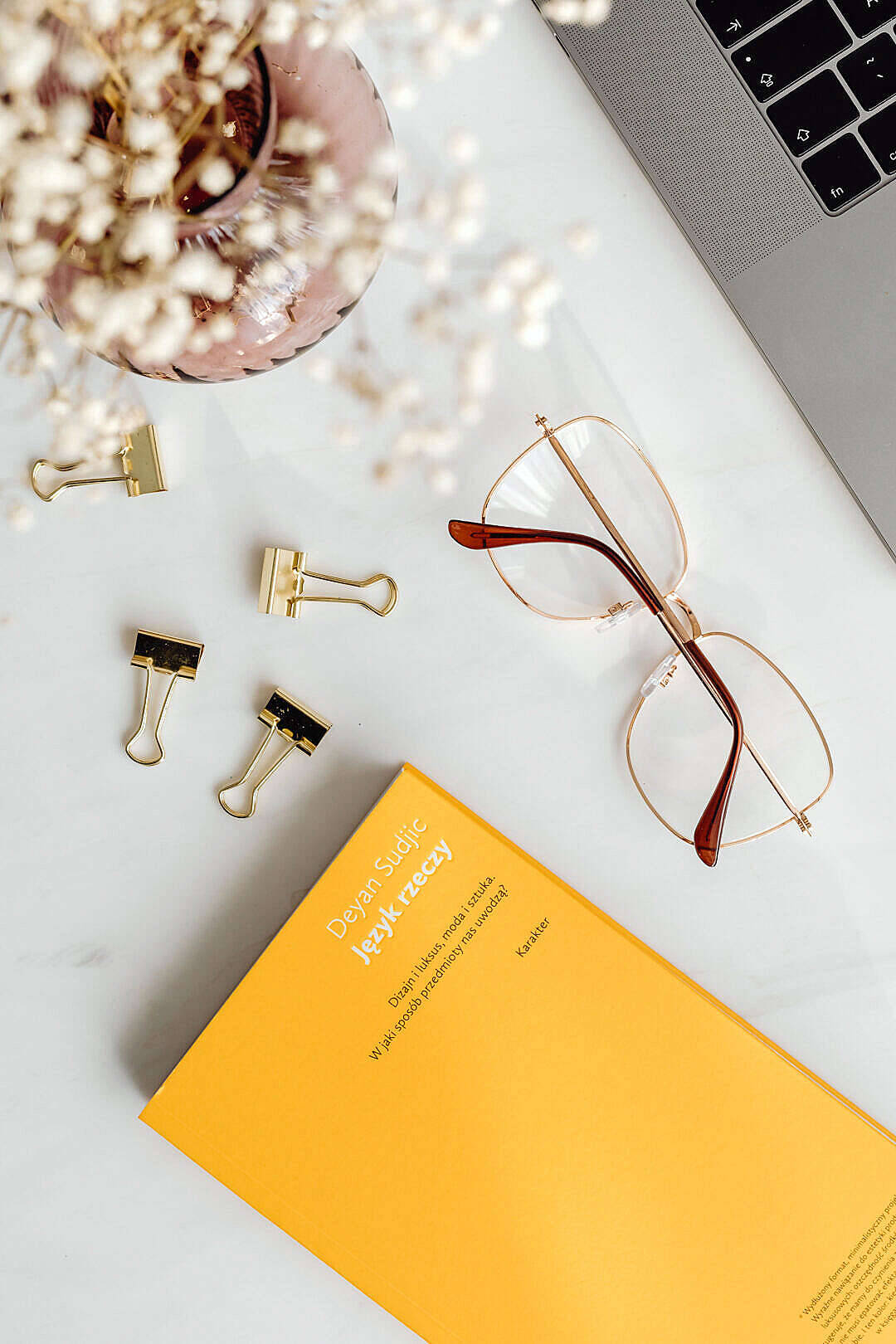 yellow book, glasses, gold paper clips, HD Phone Wallpaper