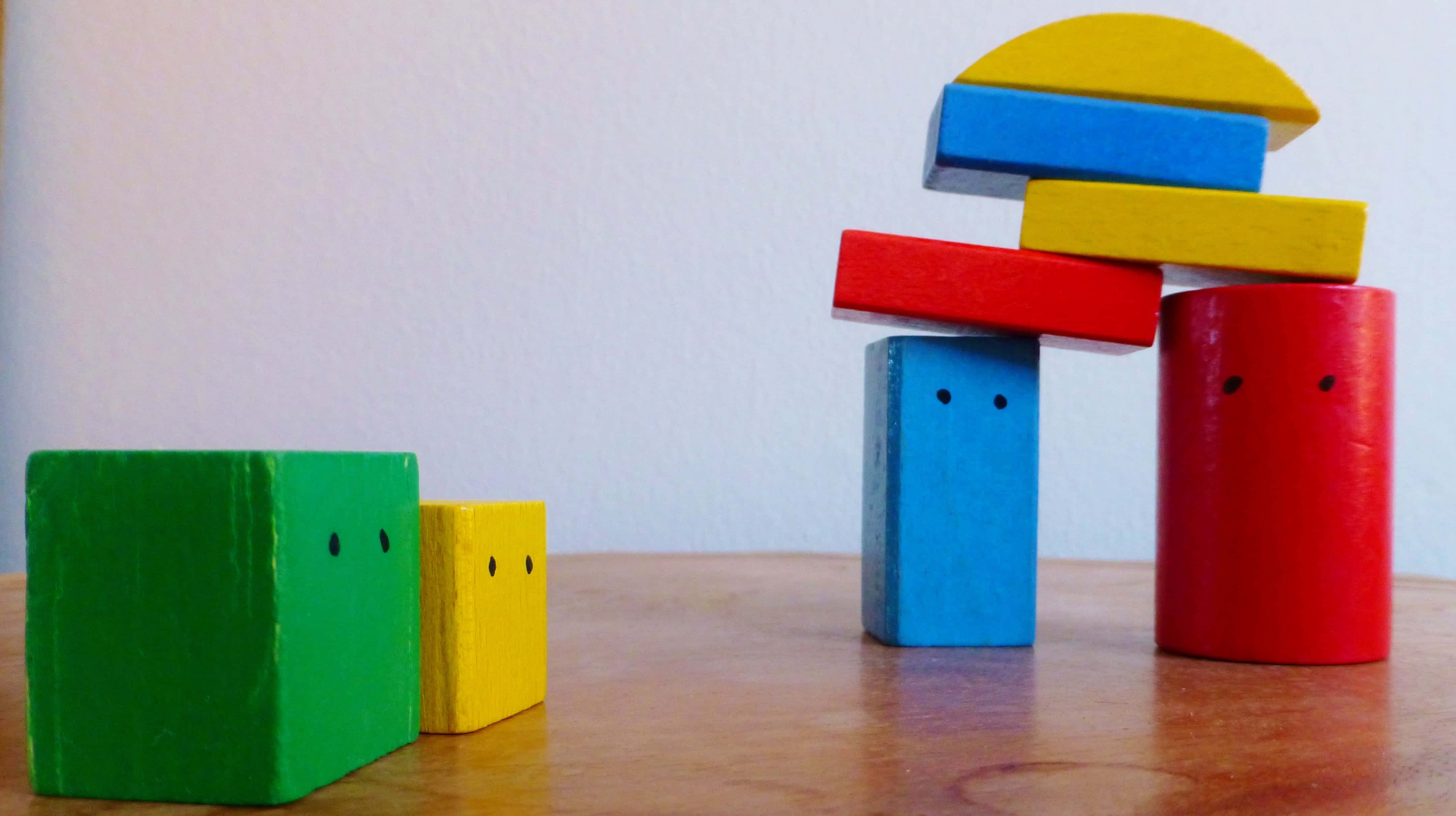 educational games, colorful wooden blocks, simple faces, 4K Desktop Wallpaper