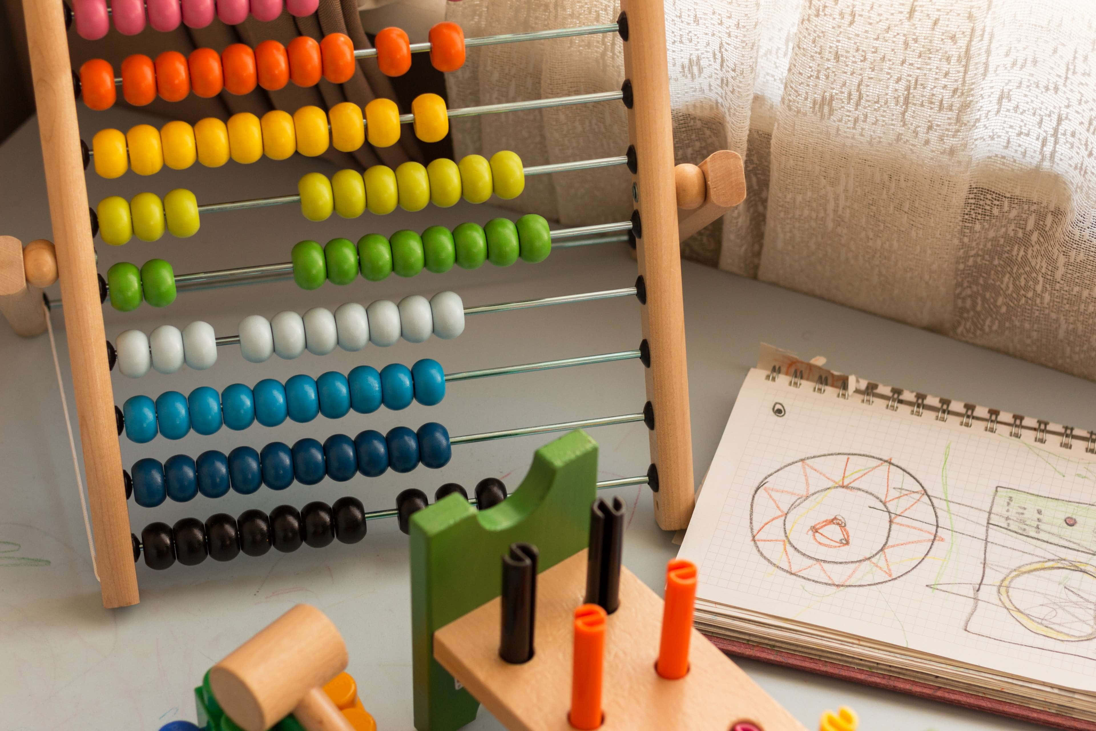 wooden abacus, rainbow beads, child's sketchbook, 4K Desktop Wallpaper