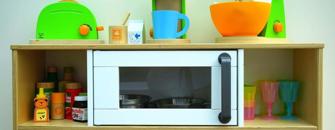 childrens play kitchen set, wooden shelf, colorful toy kitchen appliances, HD Desktop Wallpaper