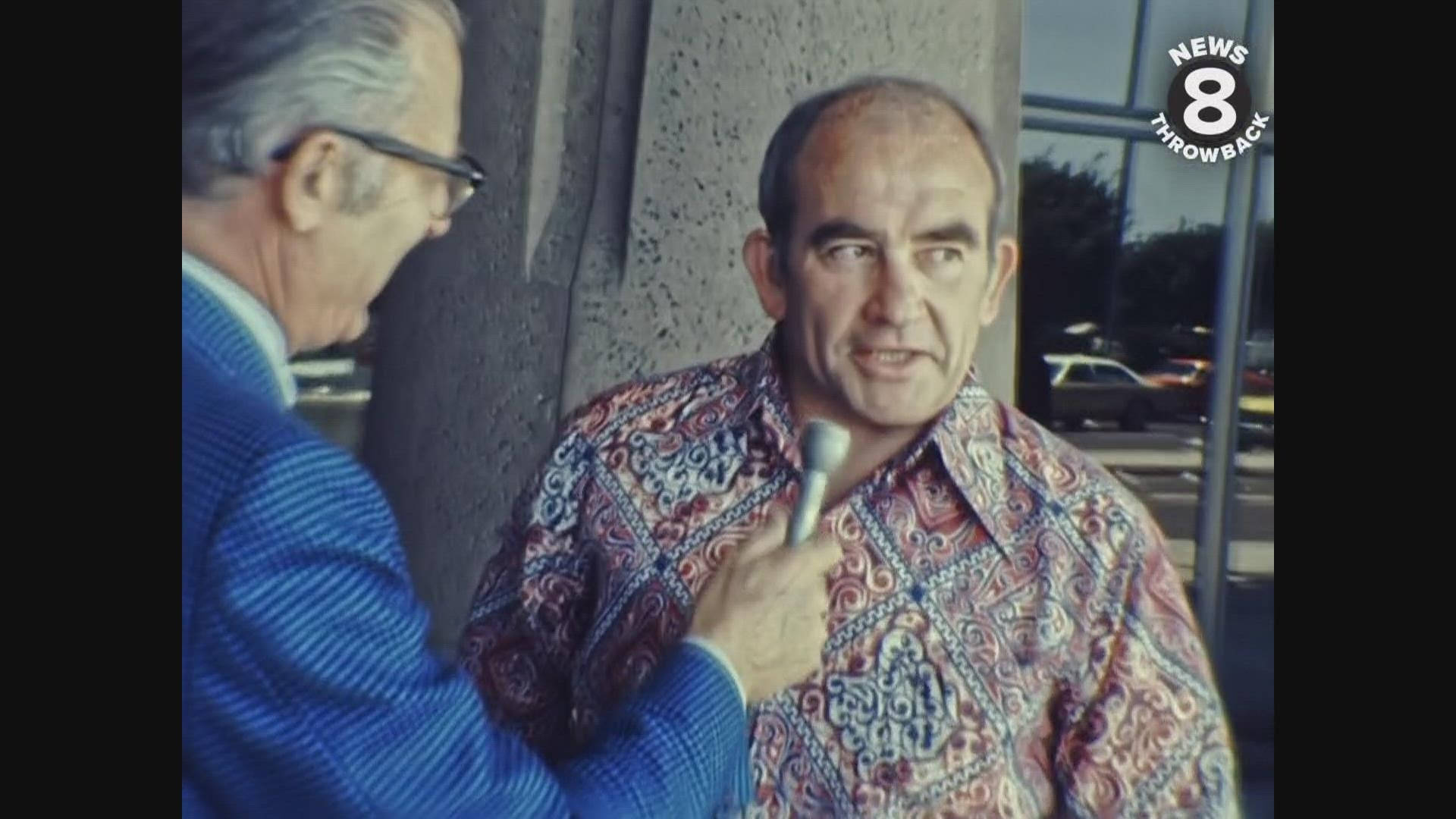 Edward Asner, vintage aesthetic, reporter, Full HD Desktop Wallpaper